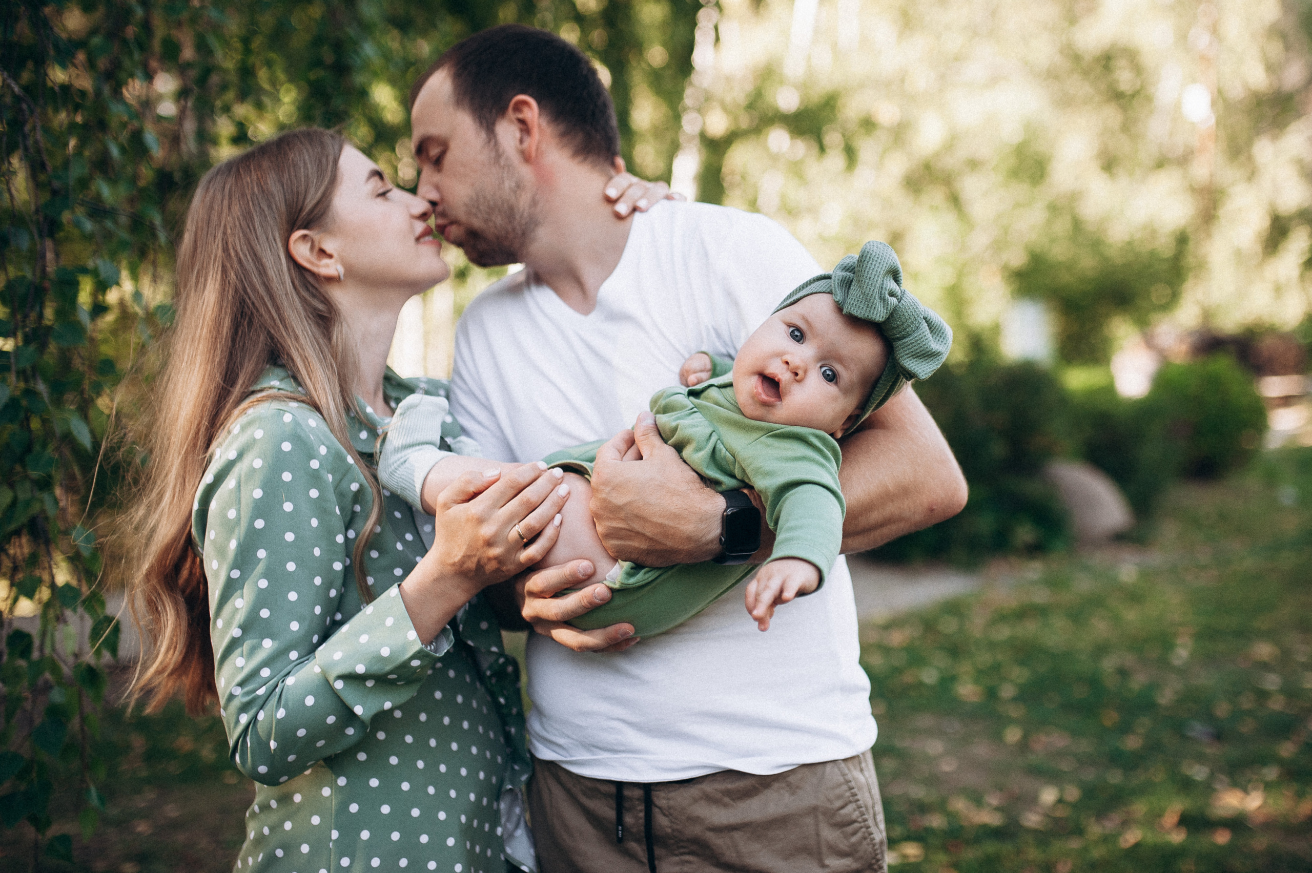 Сергей, Рита и Тоня. Прогулка. Главная