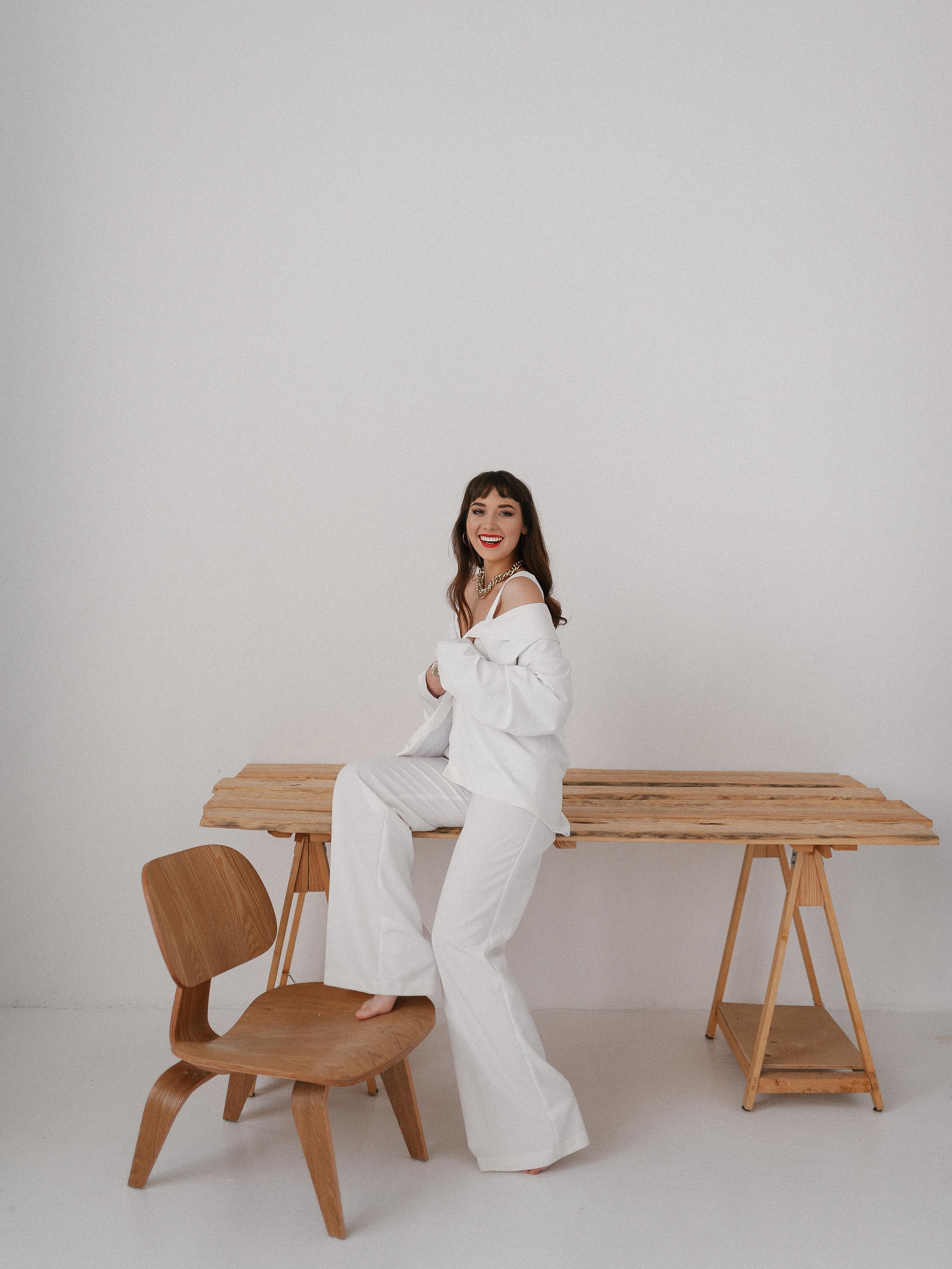 Феридэ. Съёмка в студии. Главная