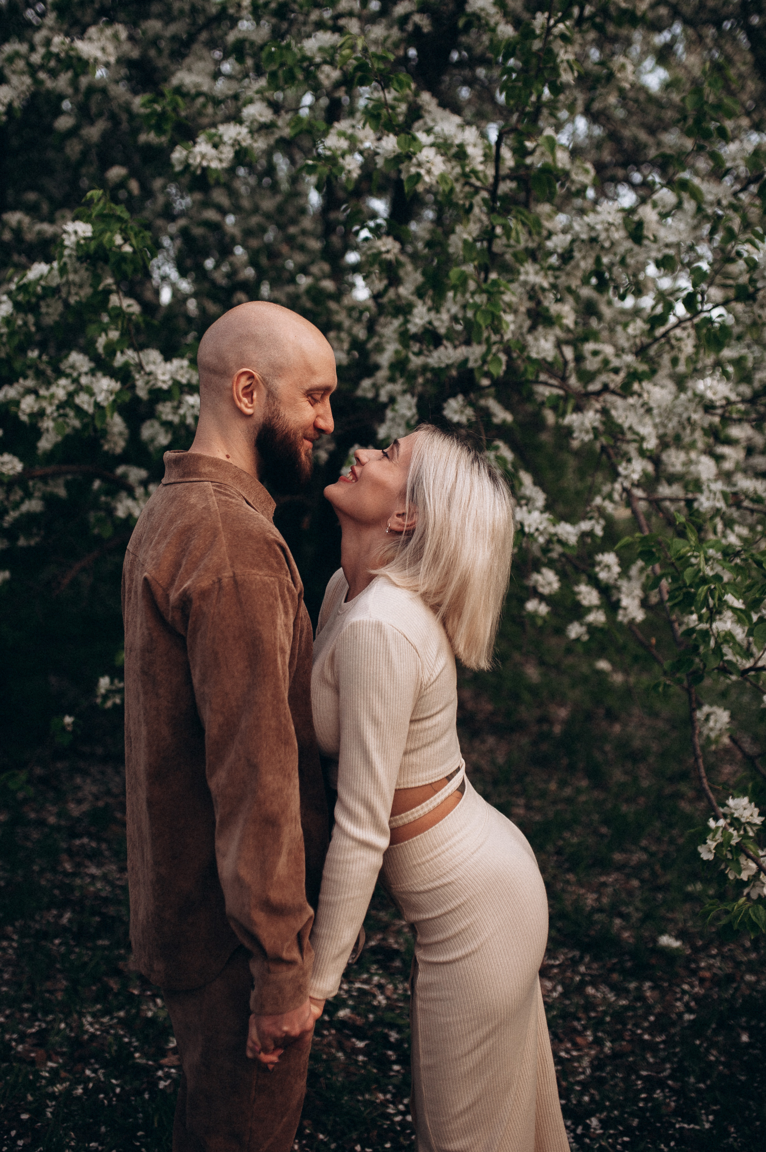 Рома и Саша. В цветении. Главная