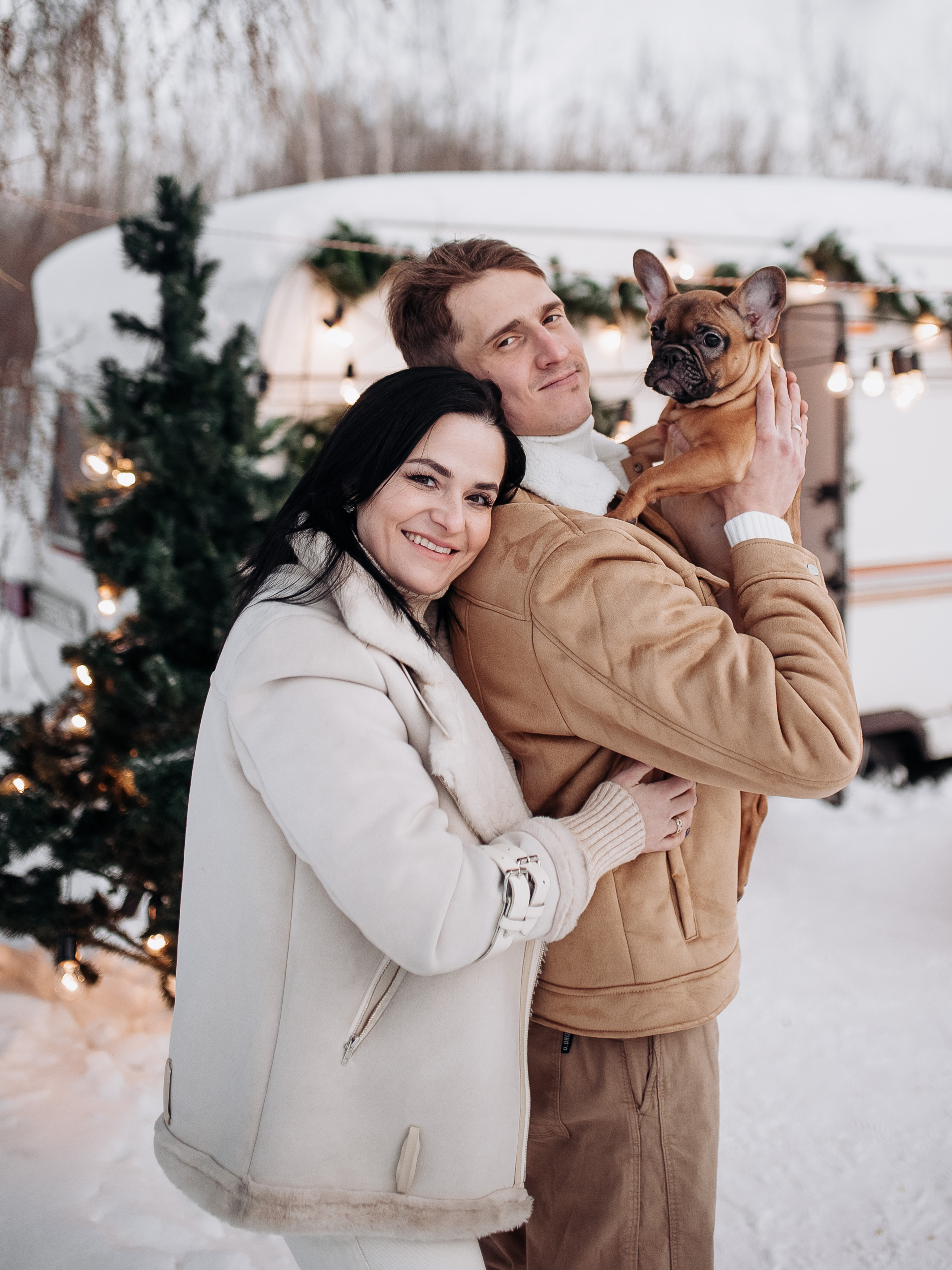 Матвей, Катя и Стелла. Кемпер. Главная