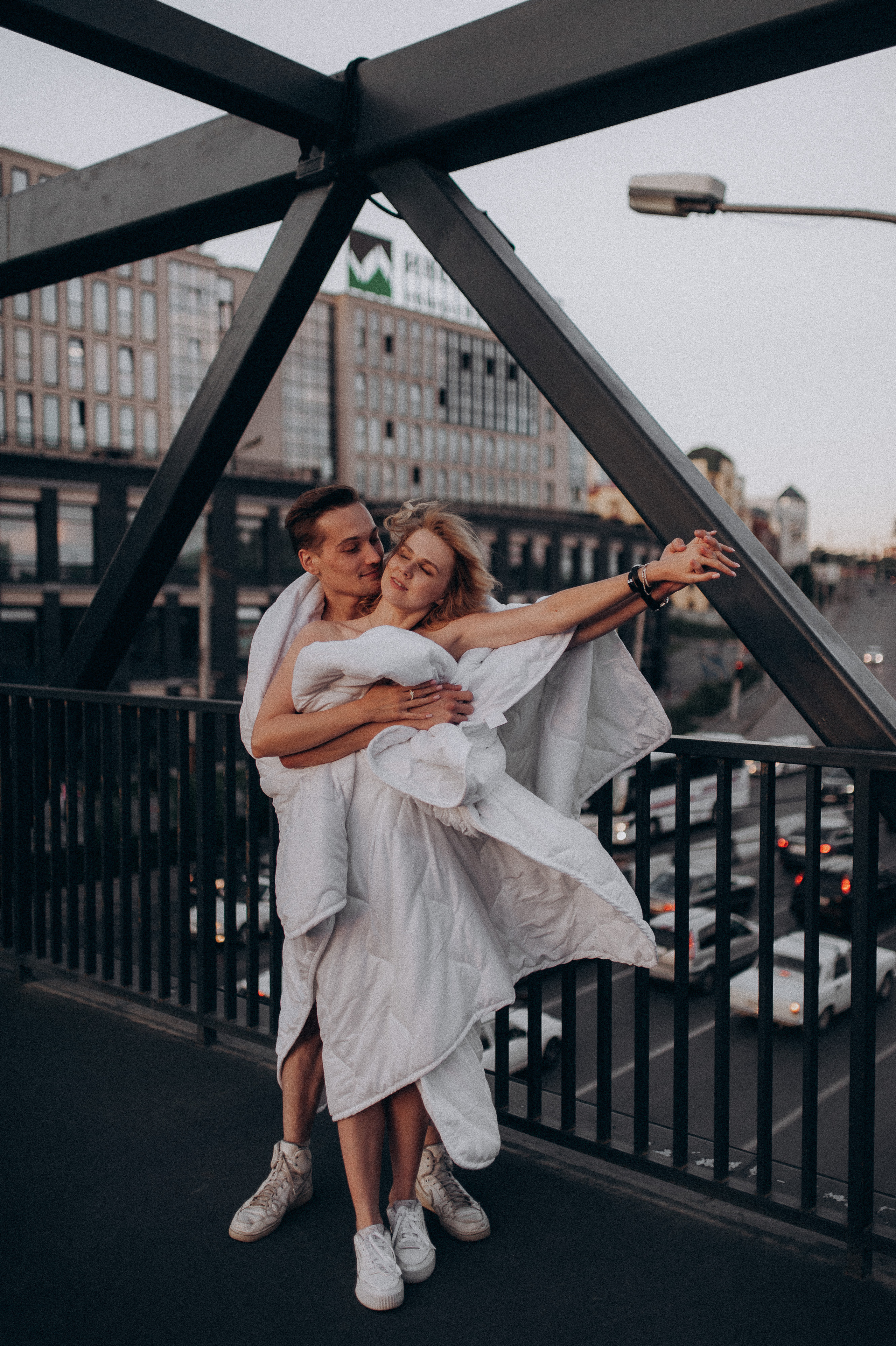 Рома и Маша. Безумие в одеялах. Главная