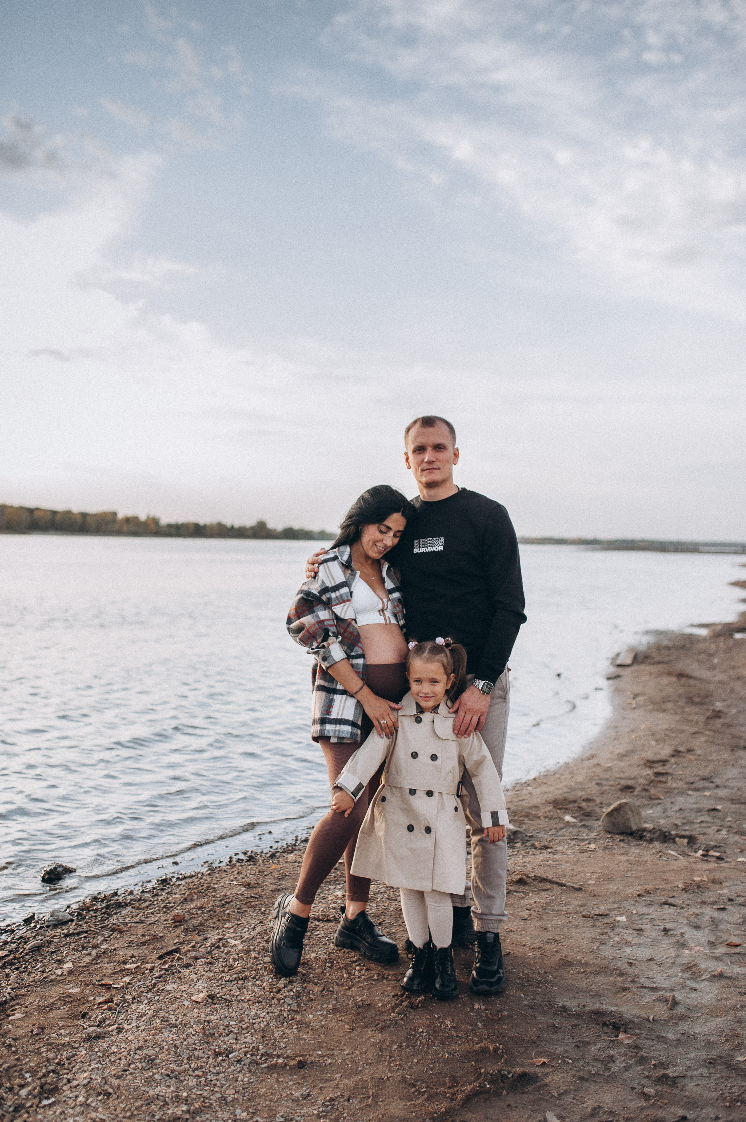 Паша, Оля и Вика. Прогулка. Главная