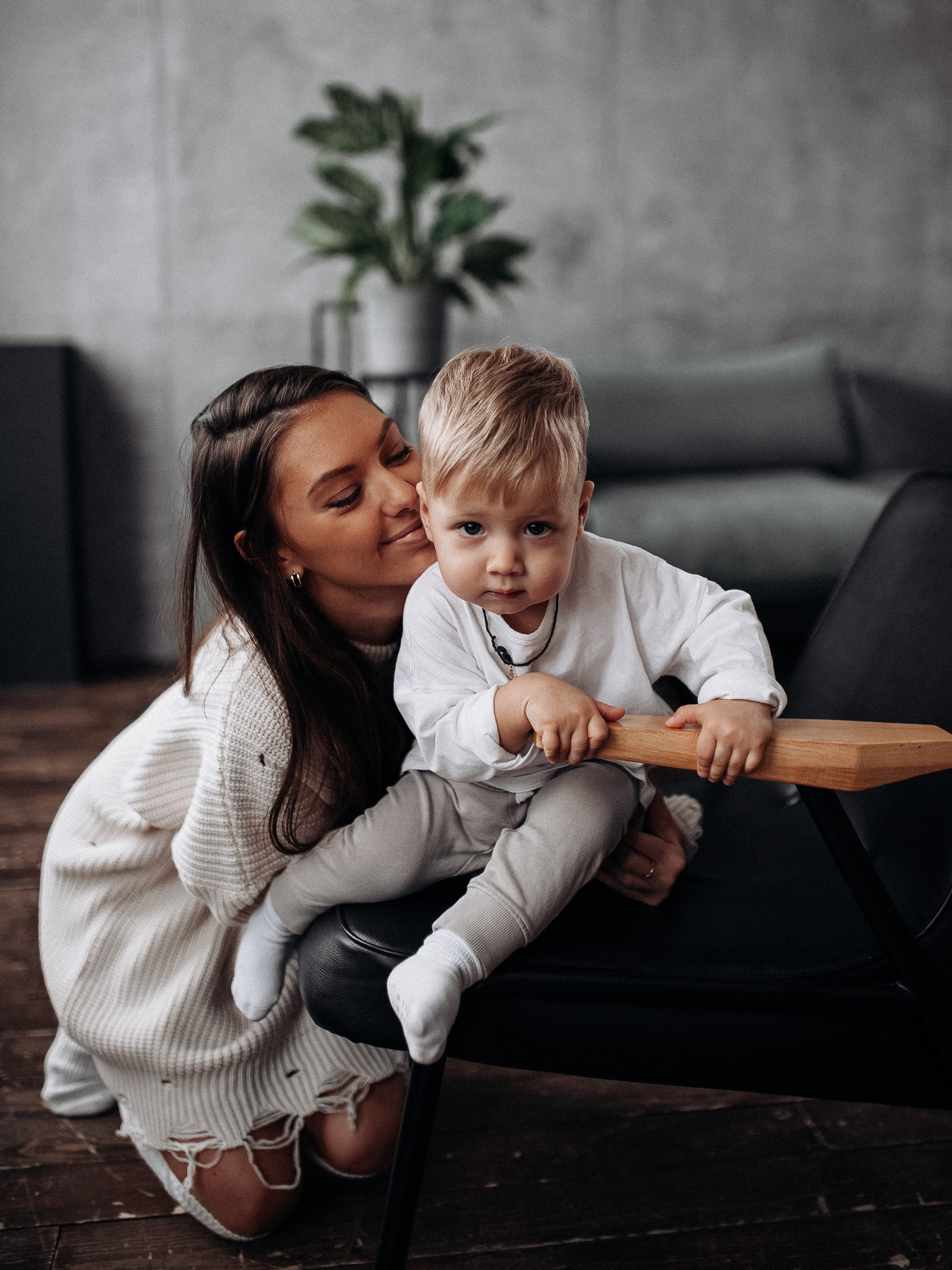 Вика и Матвей. Новогодняя. Главная