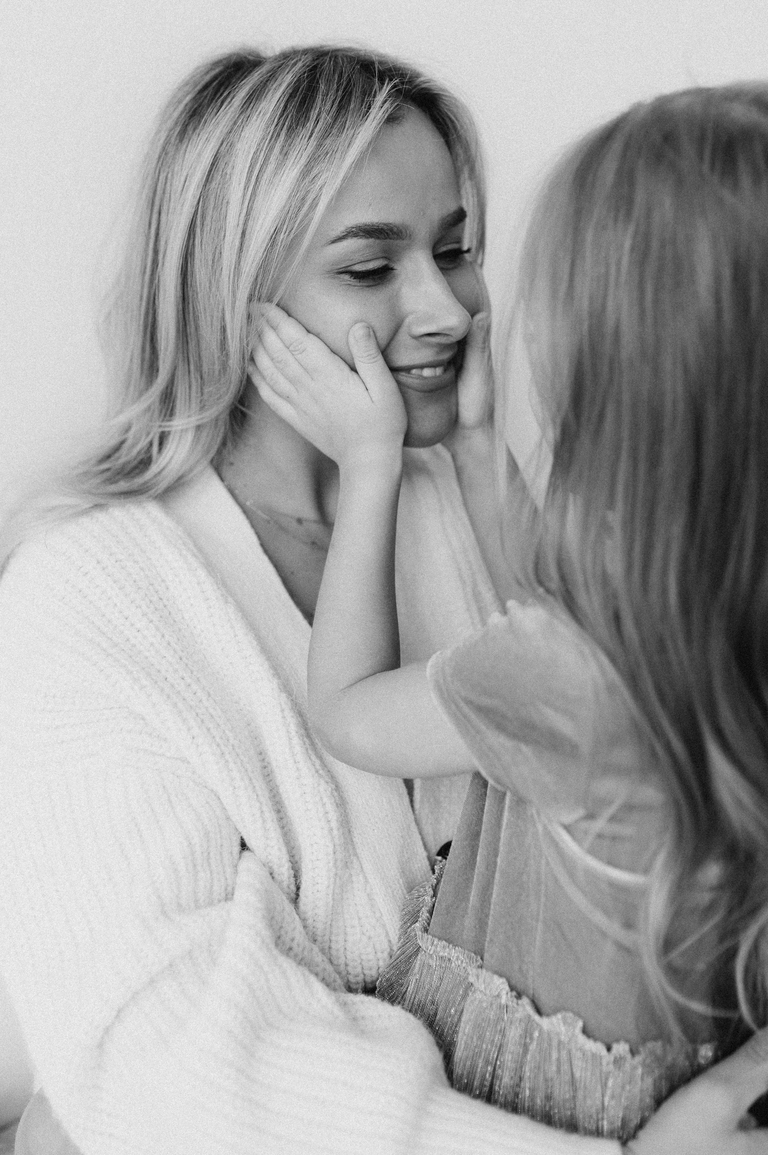 Саша и Полина. Студия. Главная