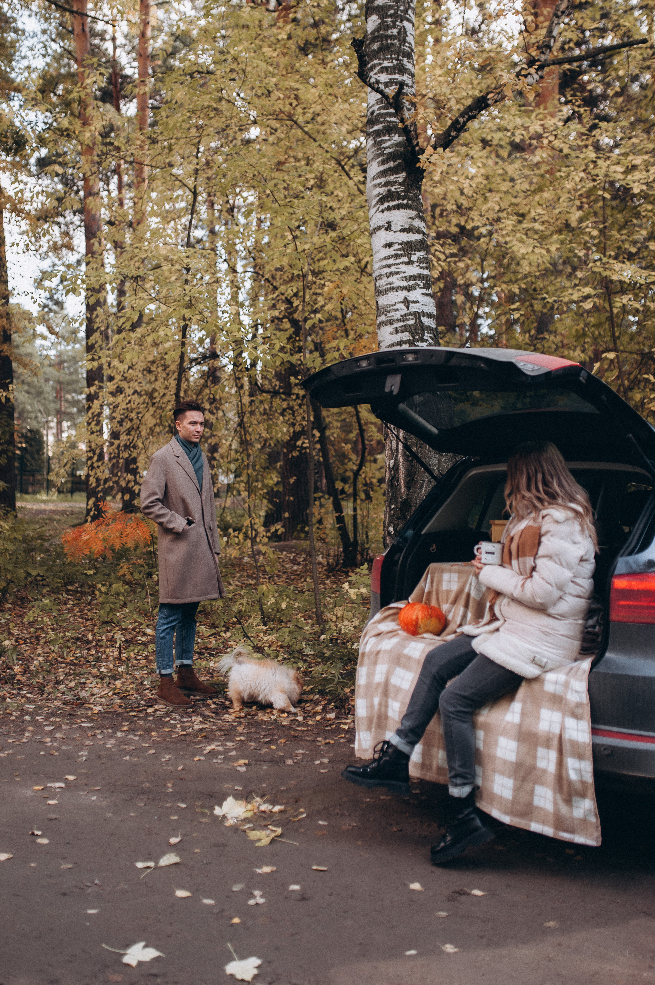 Андрей и Юля. Прогулка с Шипом. Главная