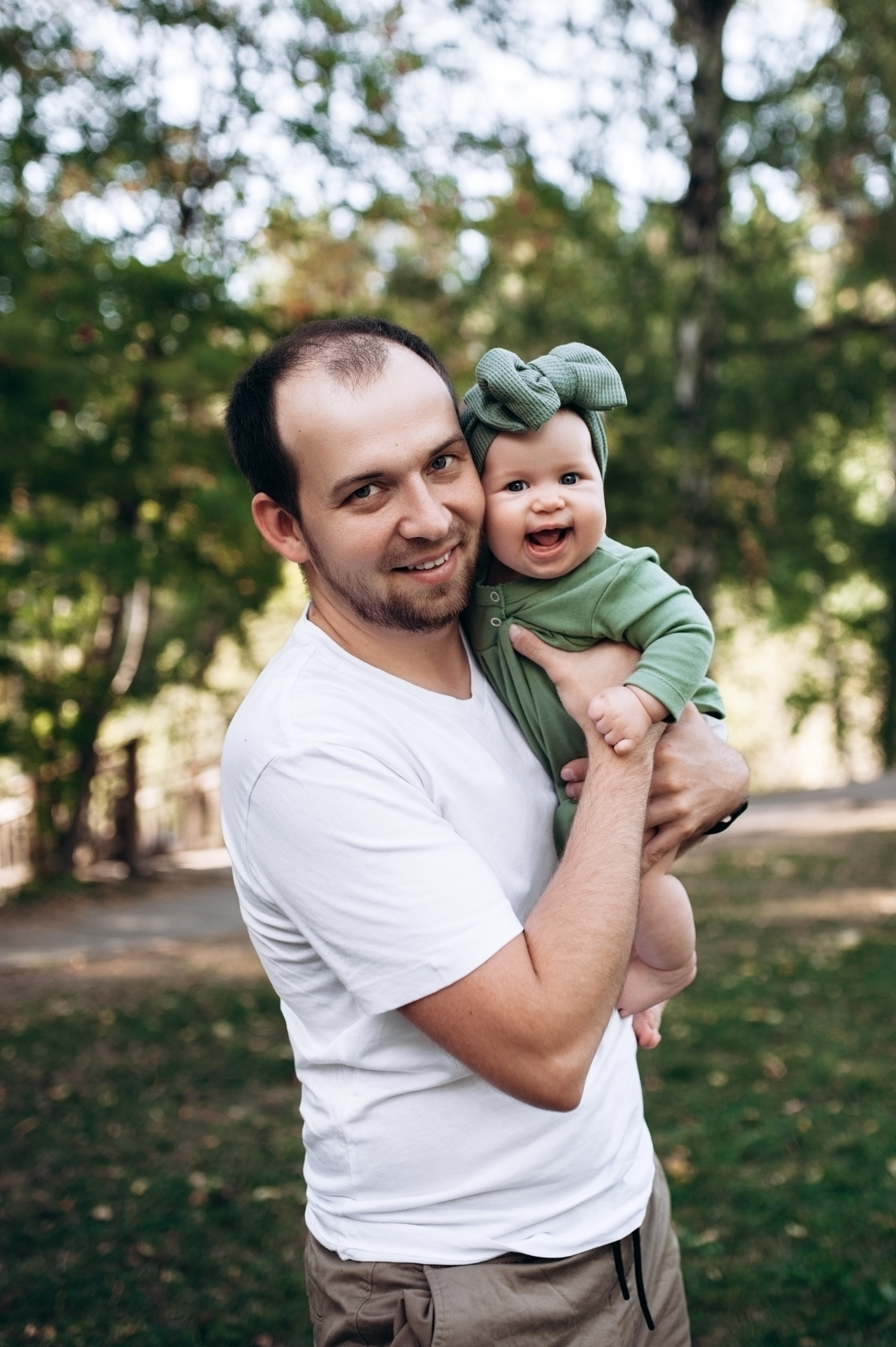 Сергей, Рита и Тоня. Прогулка. Главная