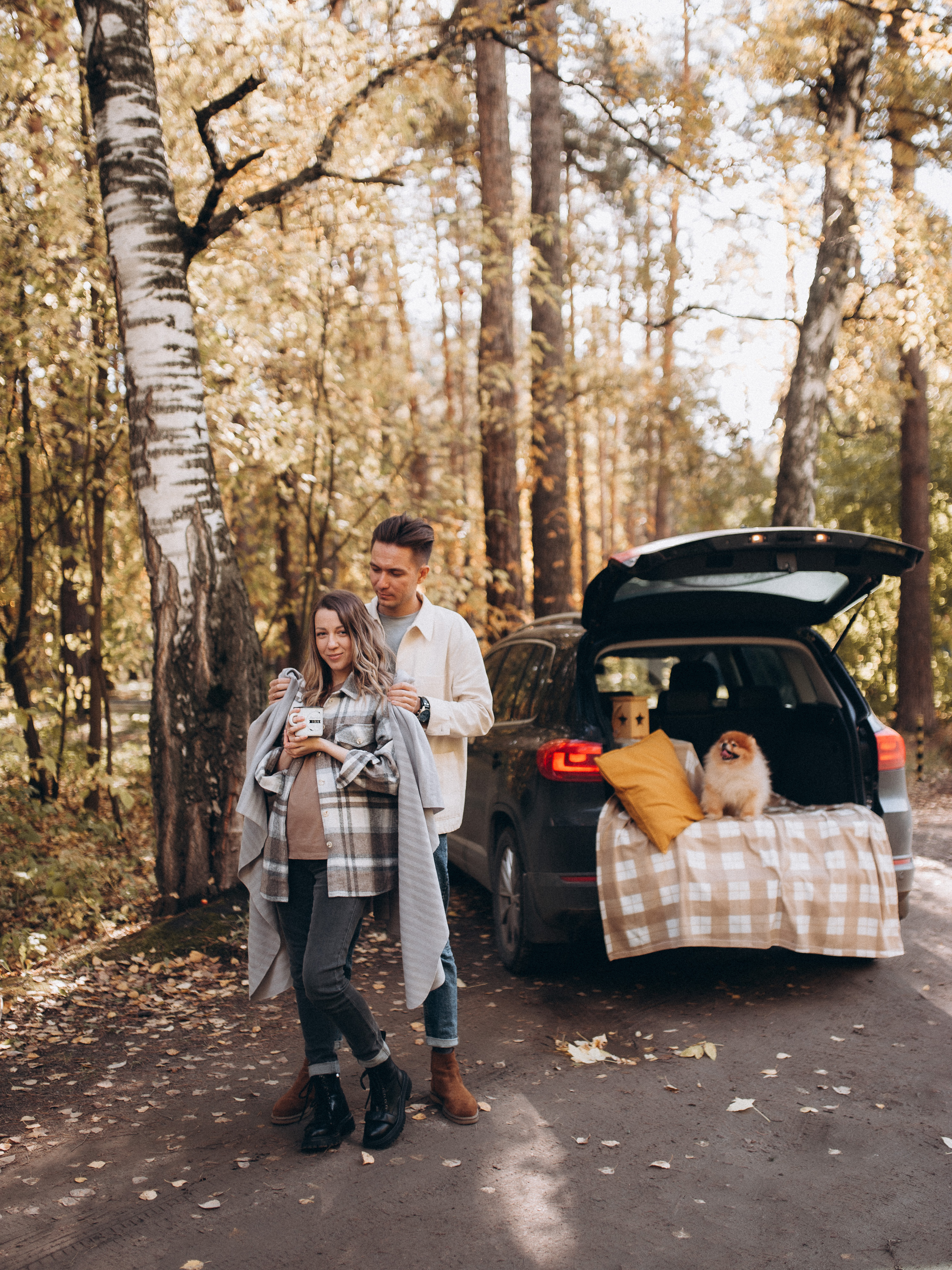 Андрей и Юля. Прогулка с Шипом. Главная