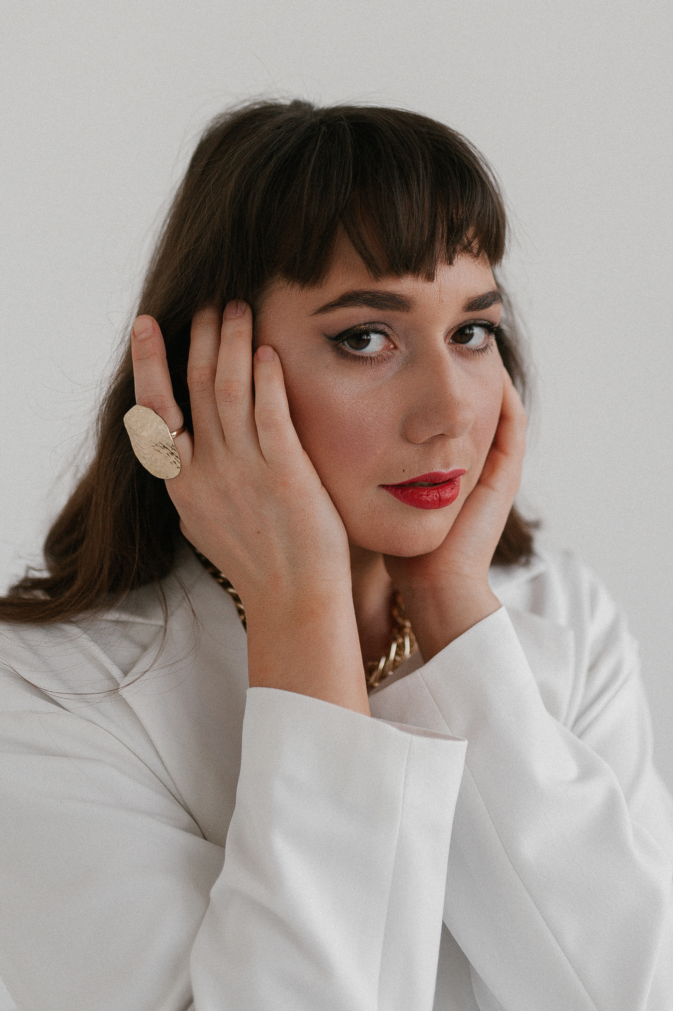 Феридэ. Съёмка в студии. Главная