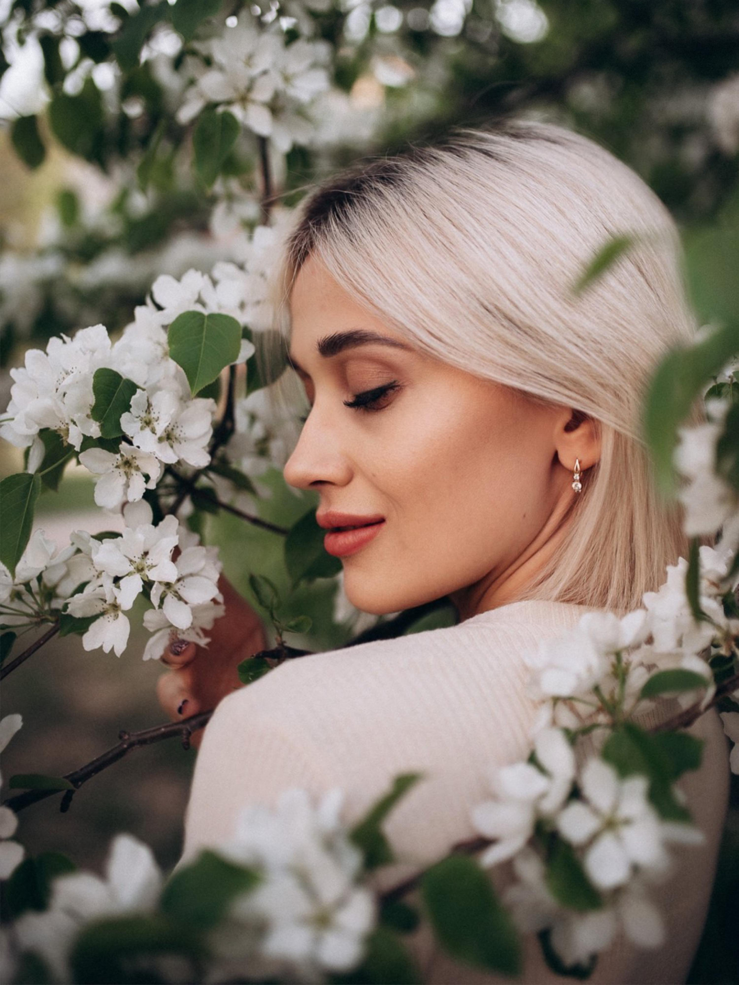 Рома и Саша. В цветении. Главная