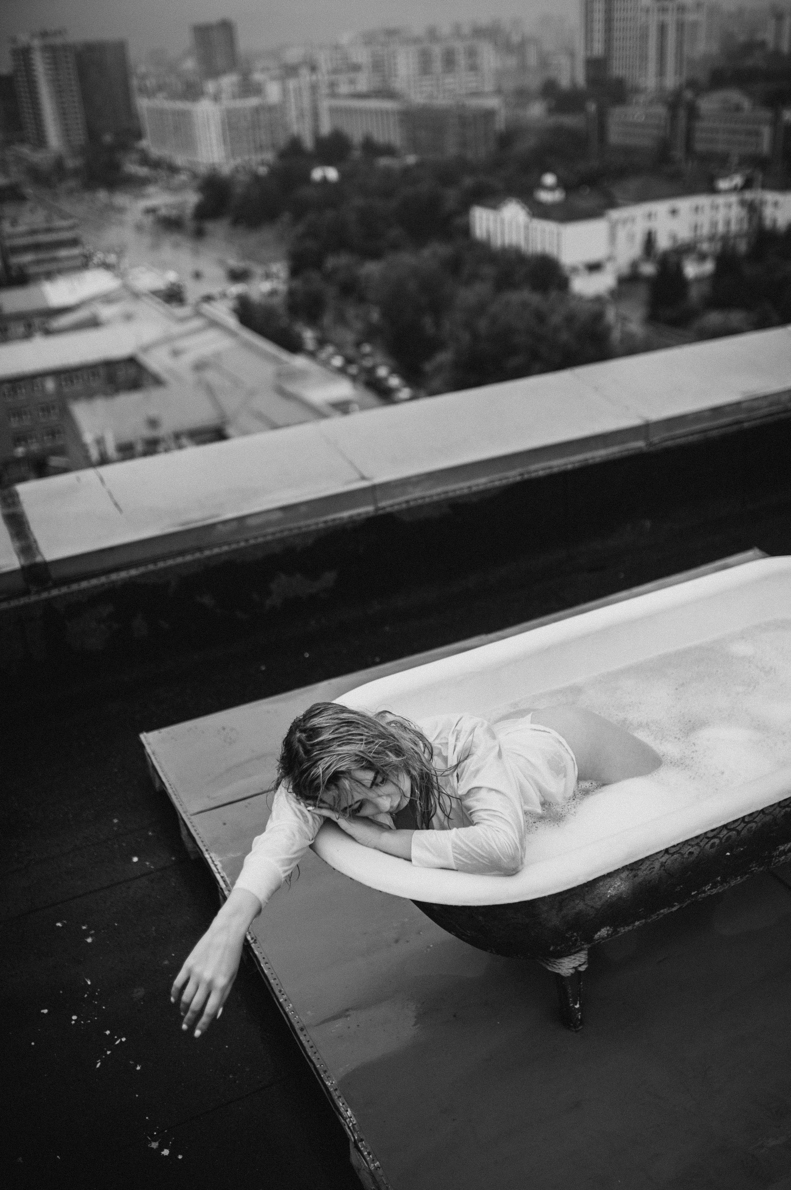 Вика. Съёмка на крыше. Главная