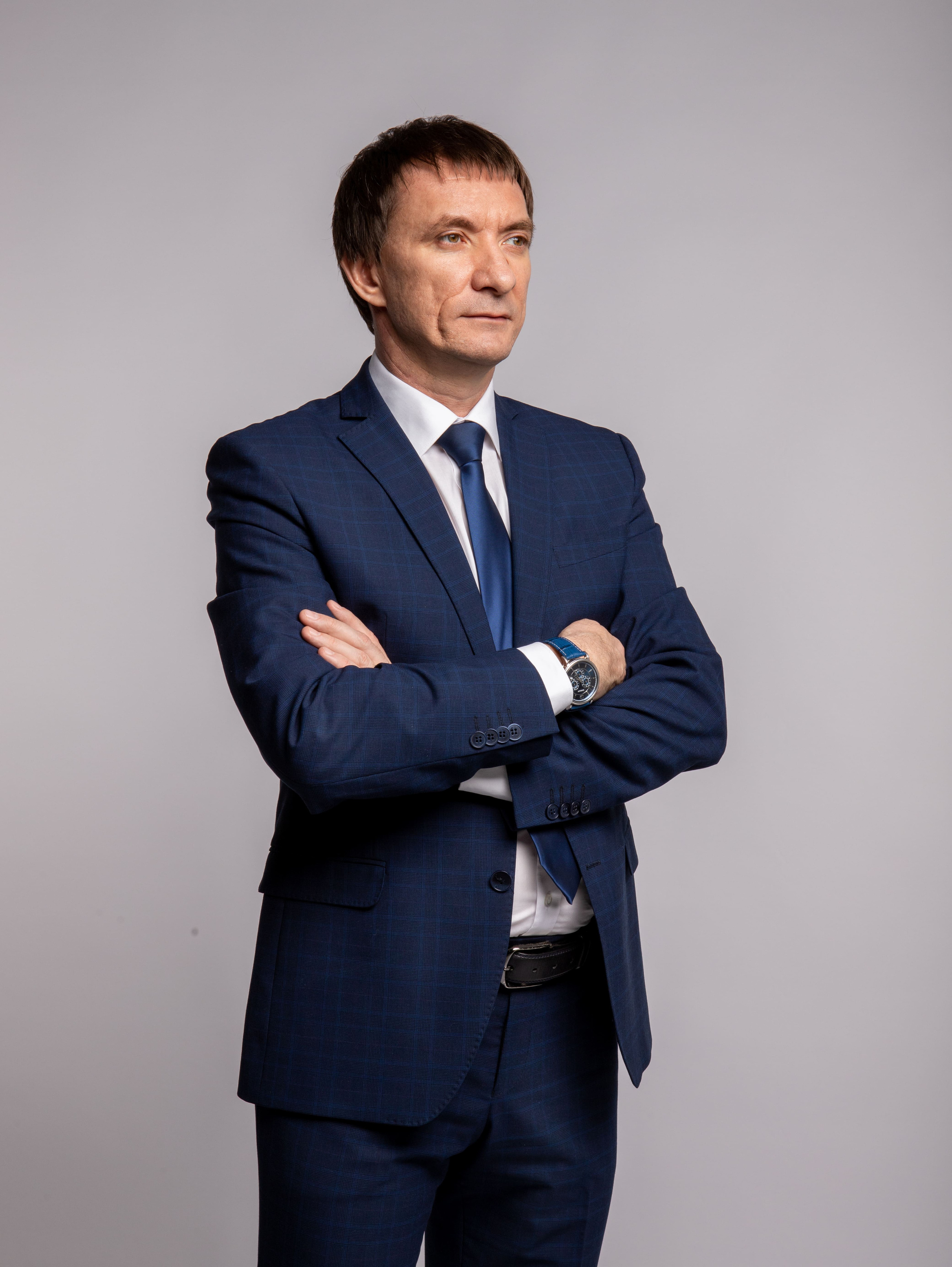 Офисная фотосъемка в Москве – Деловые портреты и командные фото | AkselPhoto. Фотограф в Москве (ЮВАО ВАО СВАО)