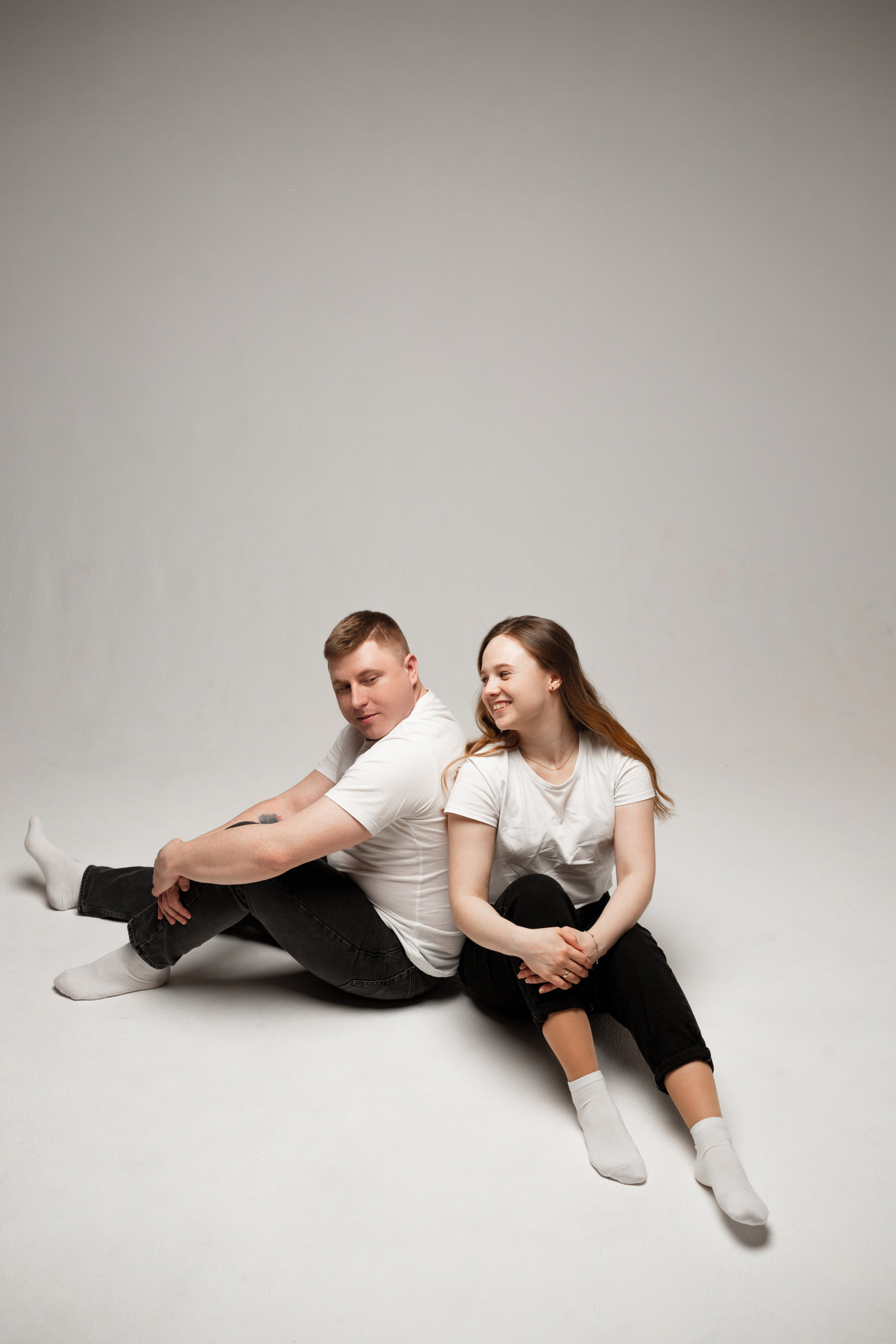 Фотосессия love story в студии. Свадебный фотограф Кирилл Белый