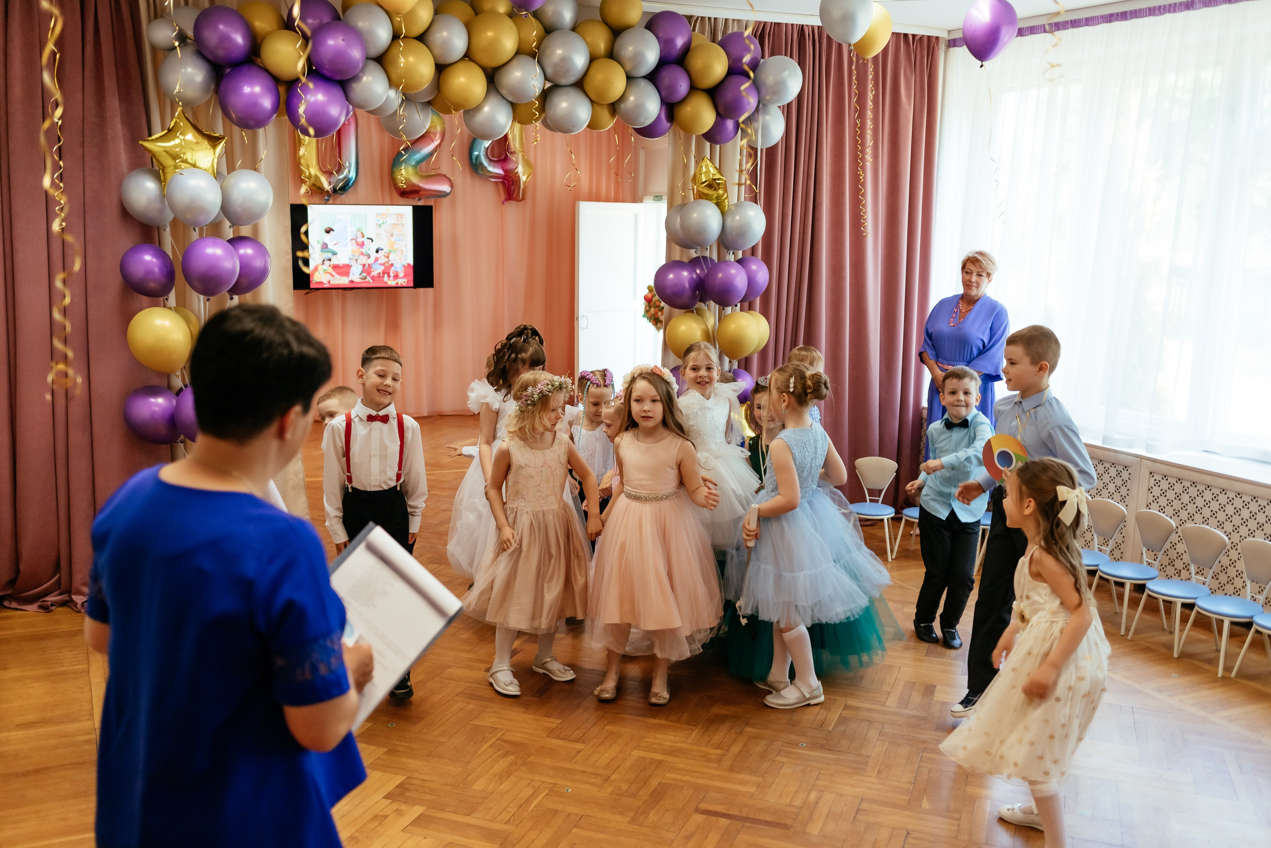Праздник в детском саду. Семейный фотограф в Минске Приболовец Светлана