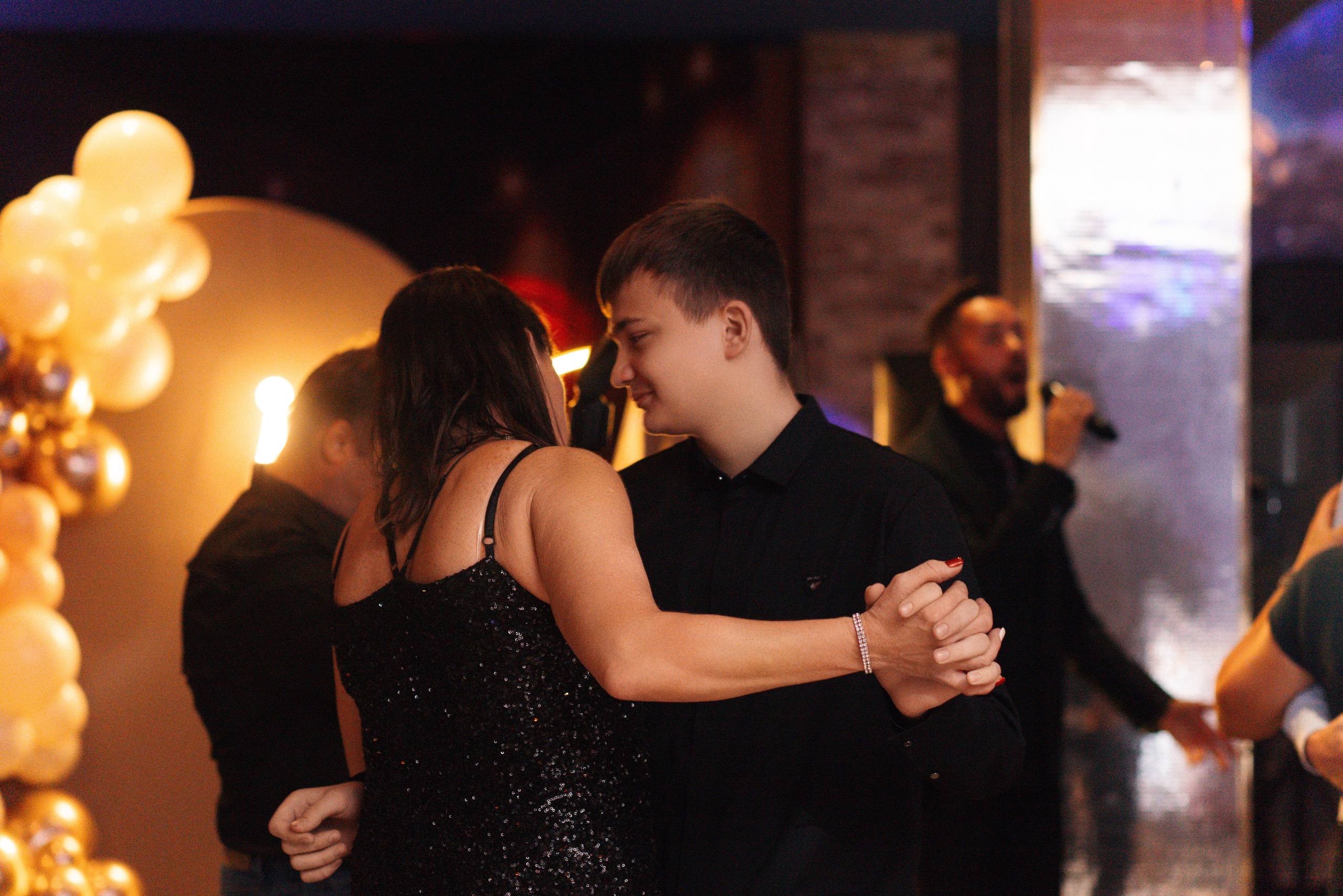 Юбилей в Хит Парке. Семейный фотограф в Вышнем Волочке — Ульяна Иванова | Фотосессии для всей семьи