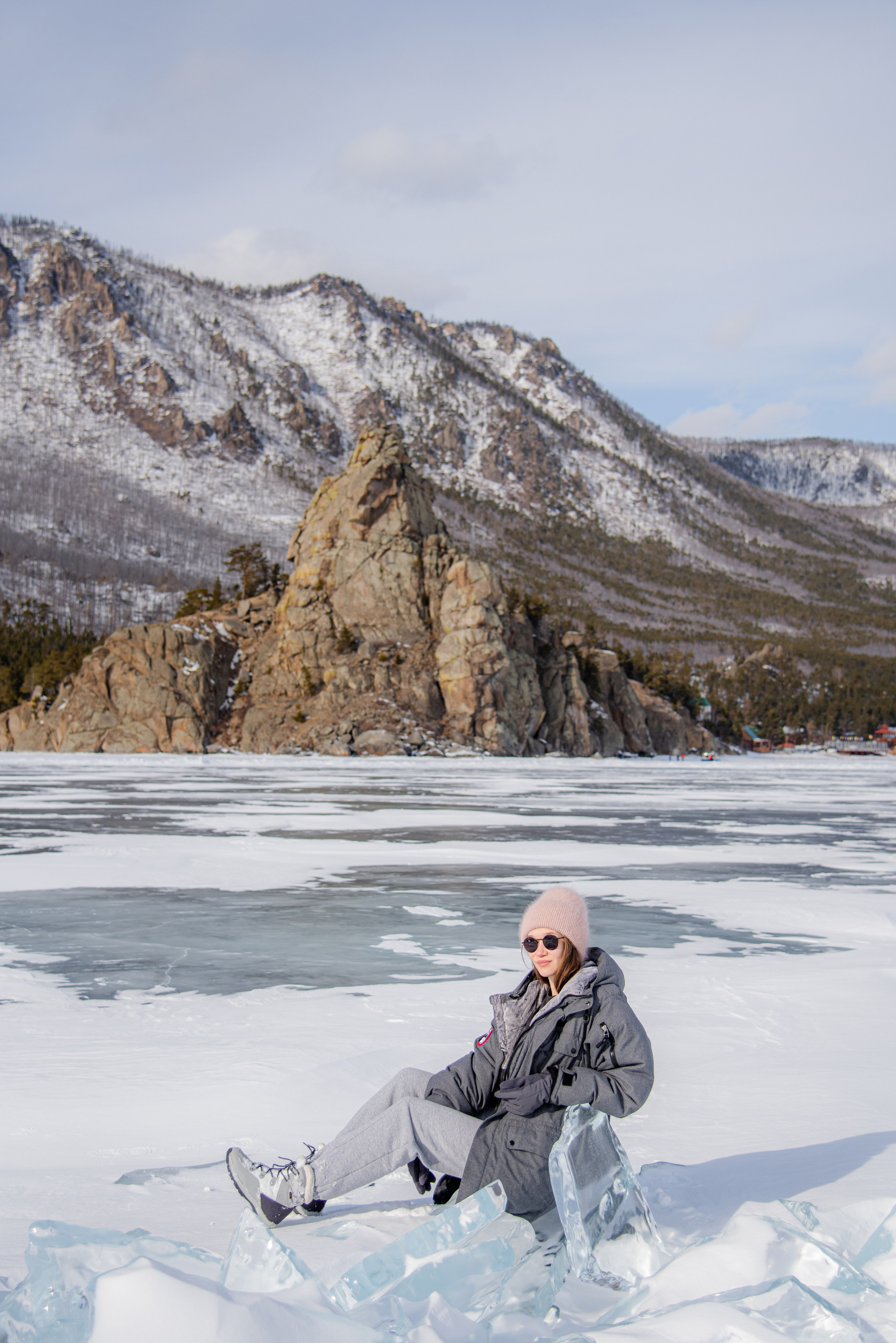 Большое Голоустное. Байкал. Занимаюсь профессиональной фотографией и живу рядом с Байкалом. Работаю в разных жанрах