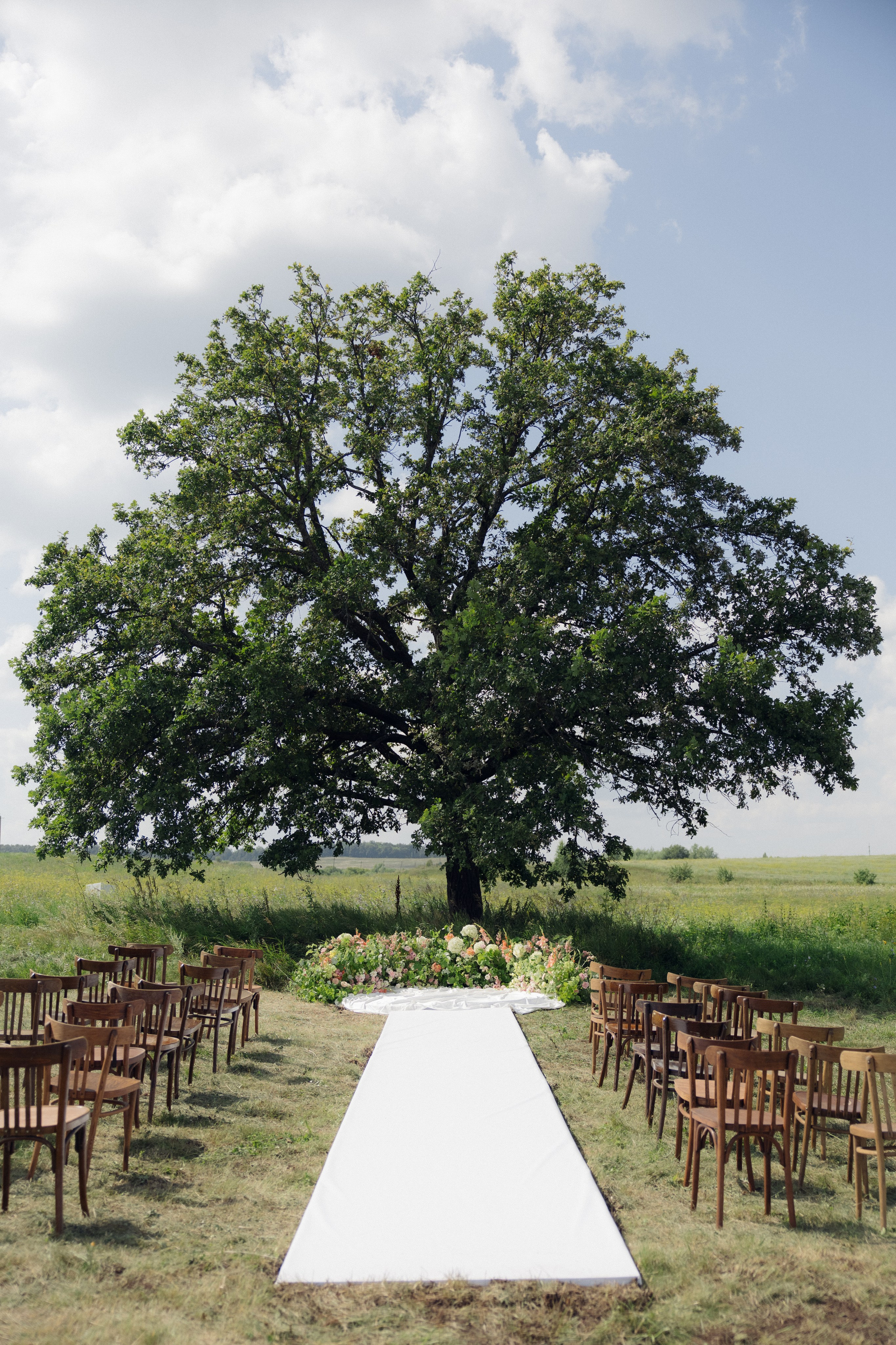 Дилия и Руслан, церемония у дуба. Фотограф любви в городе Казань