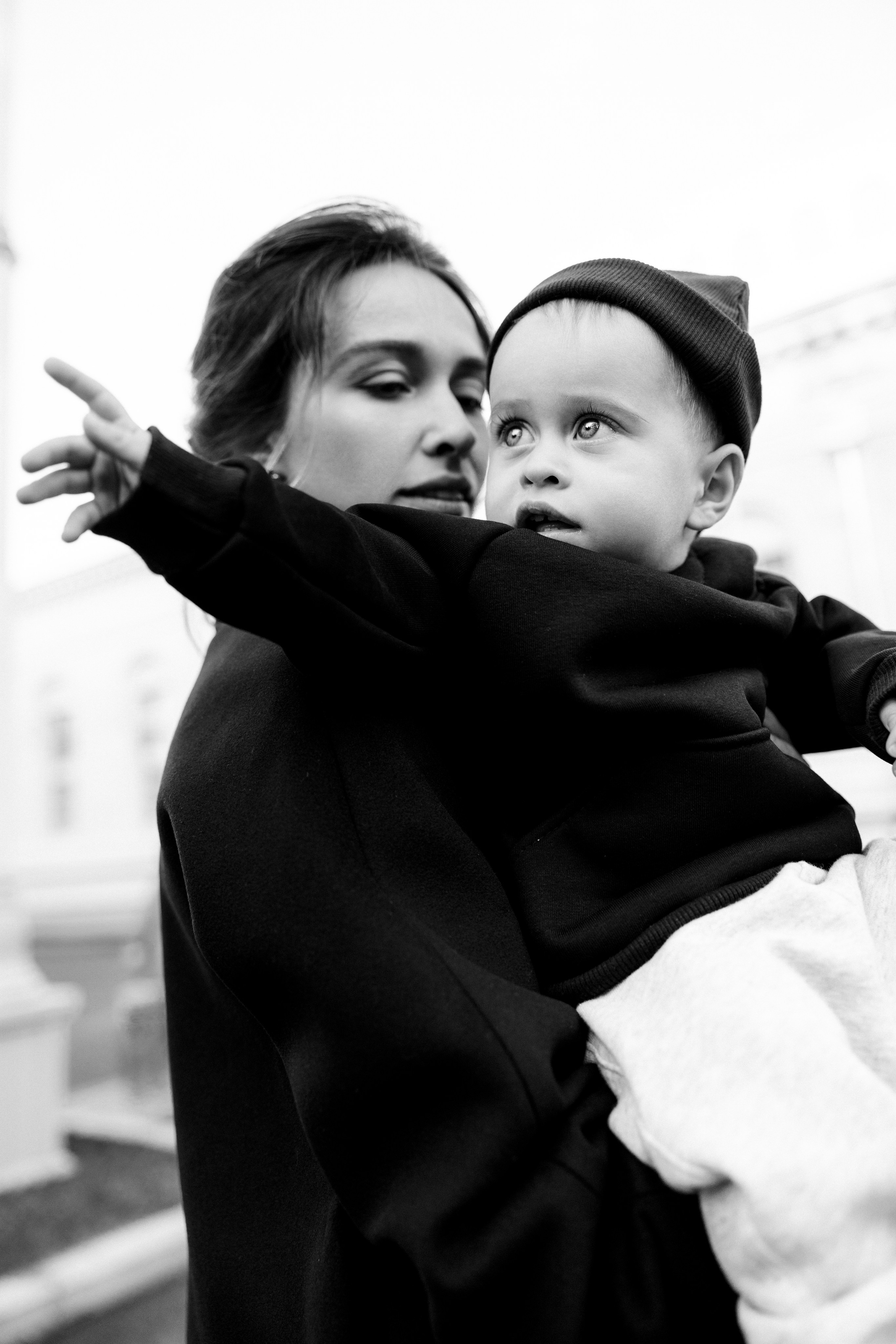 Чб фотография матери и ребенка. Женский и контент фотограф в Москве. Алла Поломарь