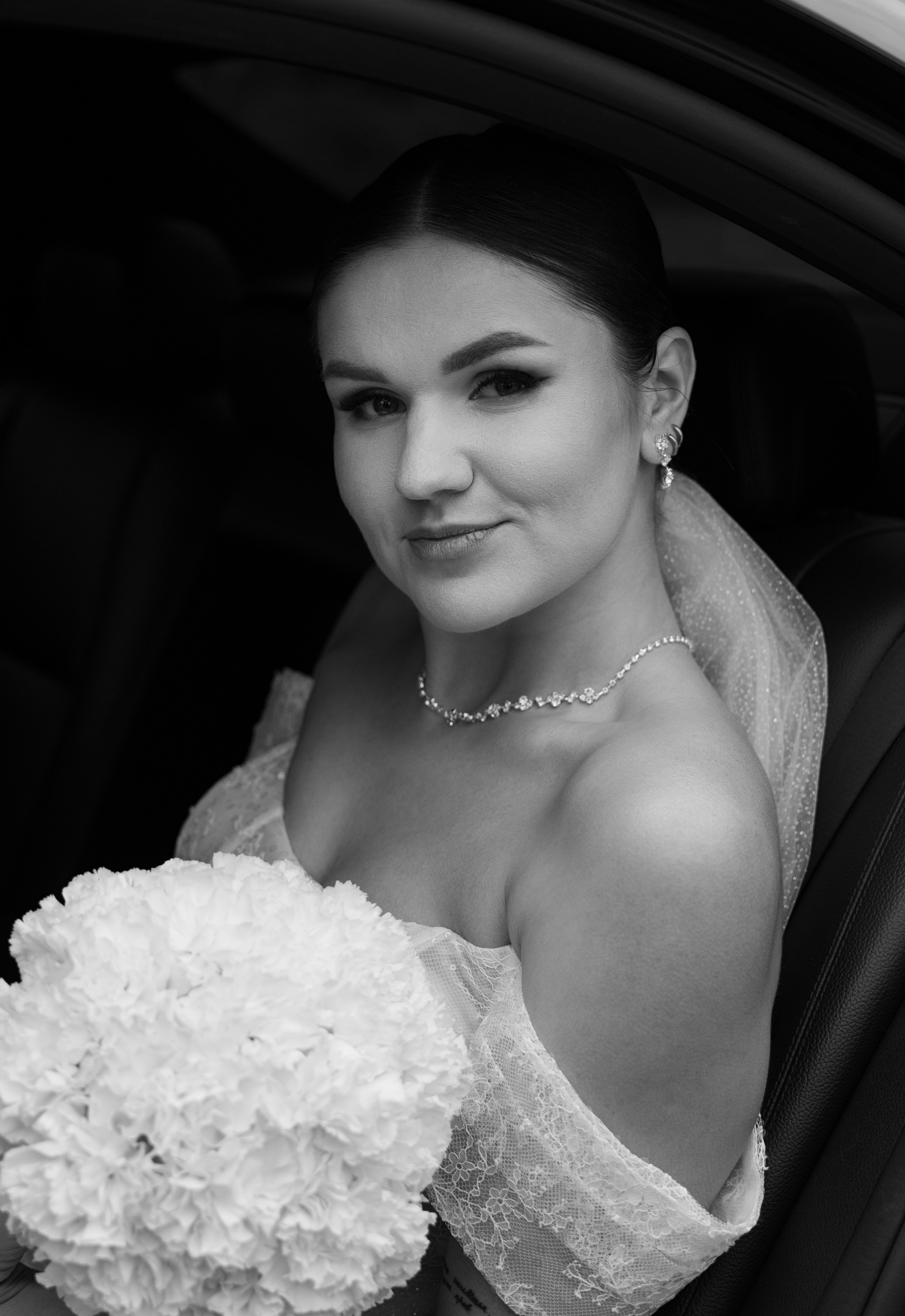 Живи, пока живется, пока бушует кровь. Свадебный фотограф в Минске Вадим Бурчик