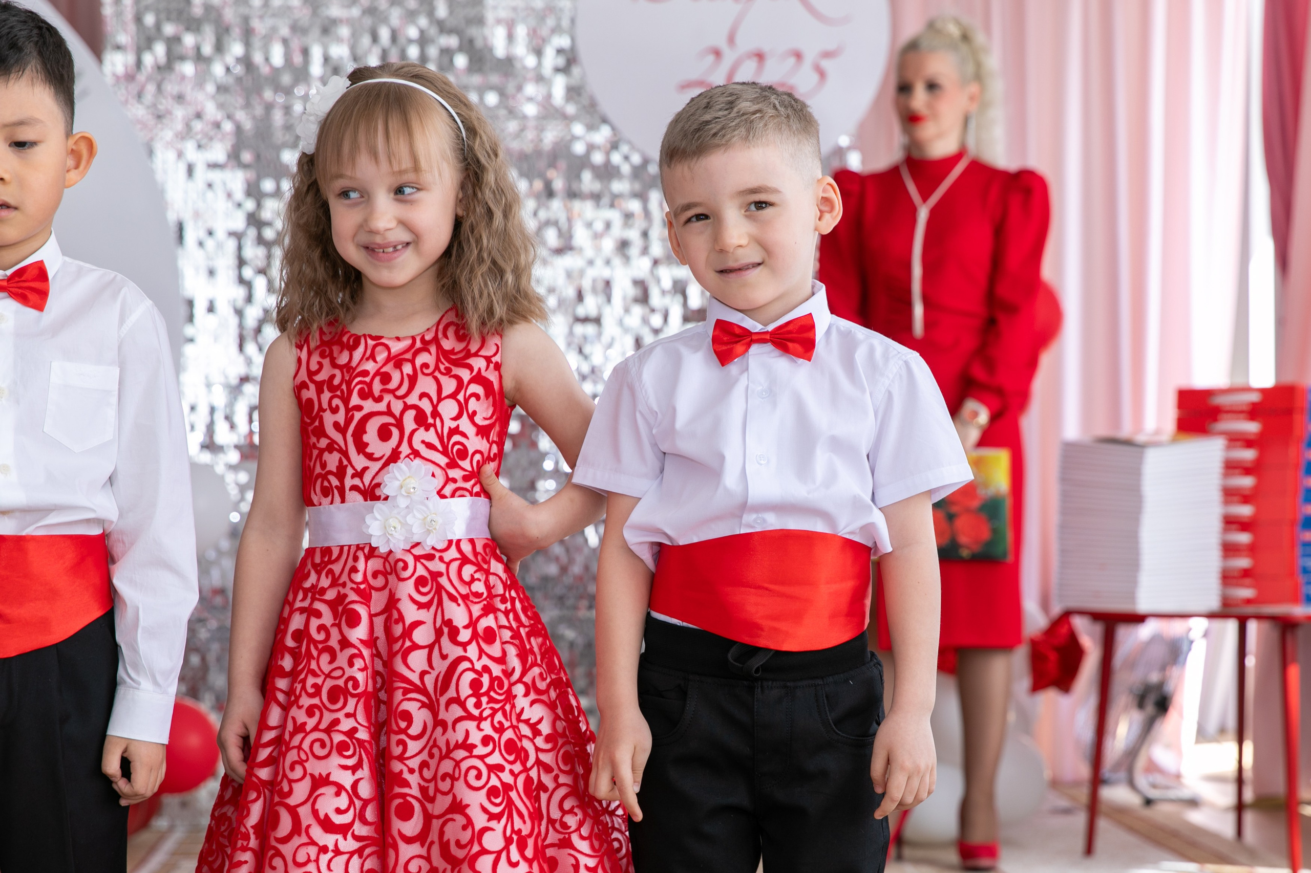 Выпускной Жемчужина 2025. Школьный и детский фотограф в Южно-Сахалинске Анастасия Лескова