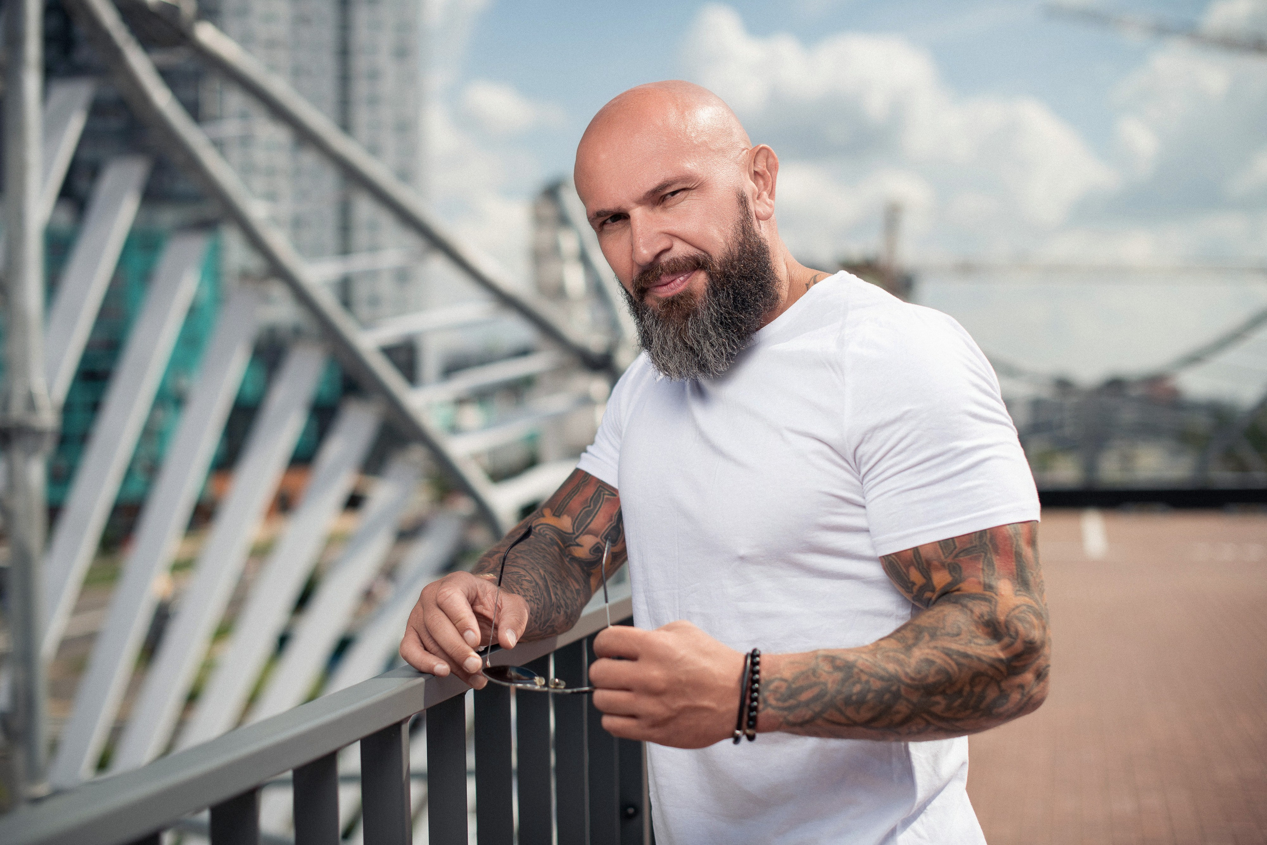 Pasha, street-style. Portrait photographer in Minsk Slava Potalakh