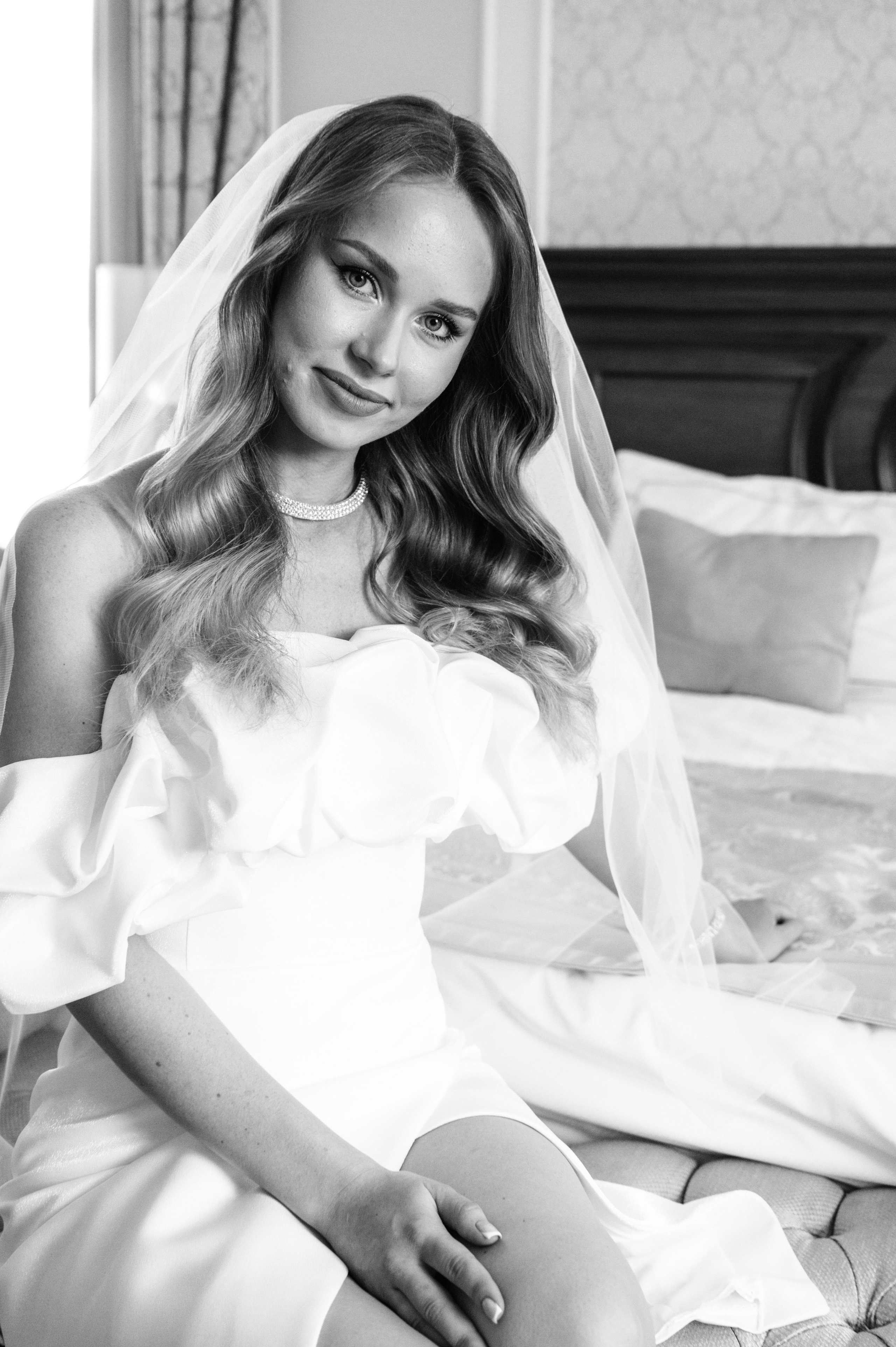 Свадьба. Профессиональный фотограф беременности в СПБ. Стильные фотосессии беременности в стиле минимализм и классическая фотография