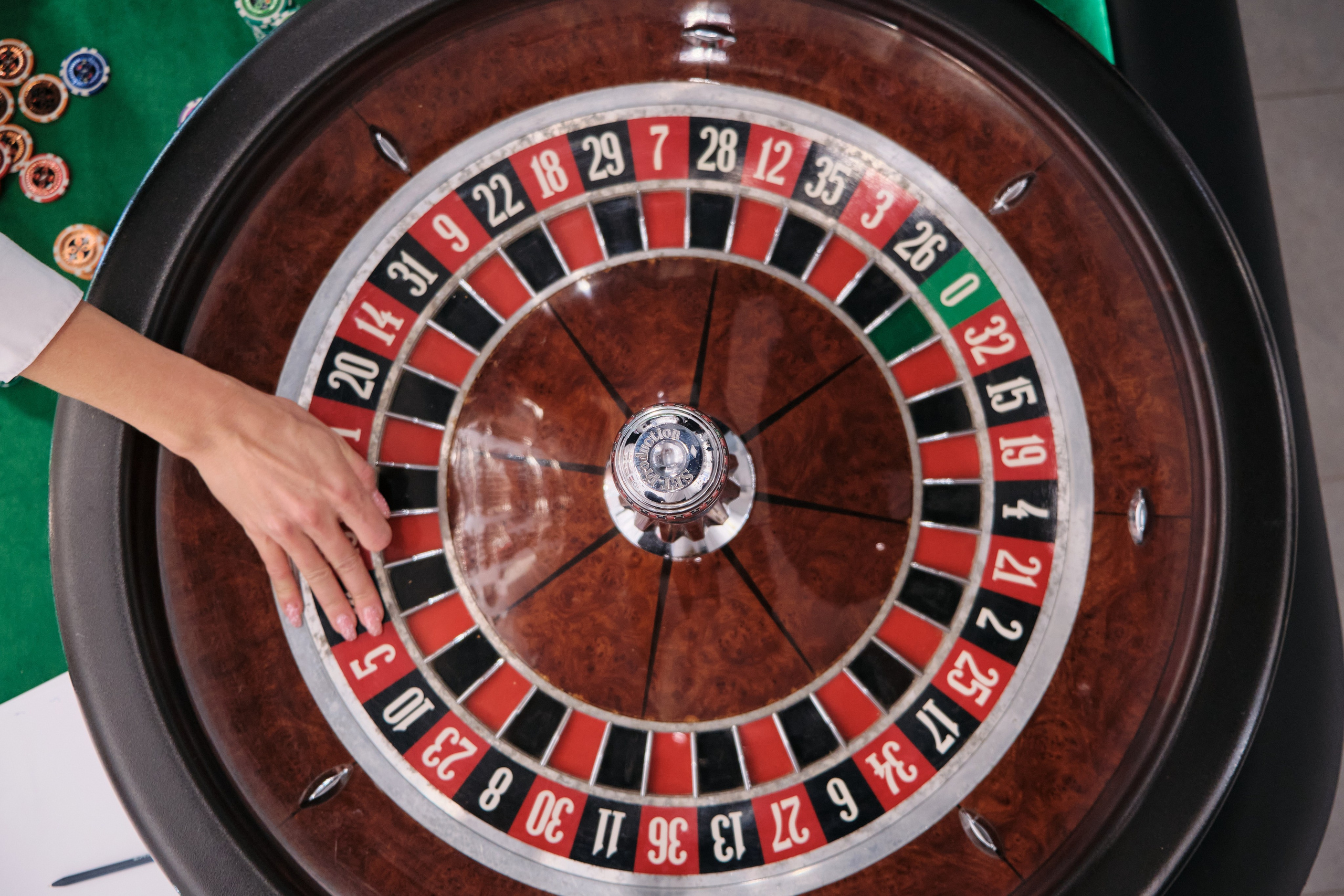 Открытие салона 100 градусов. Антон Ив