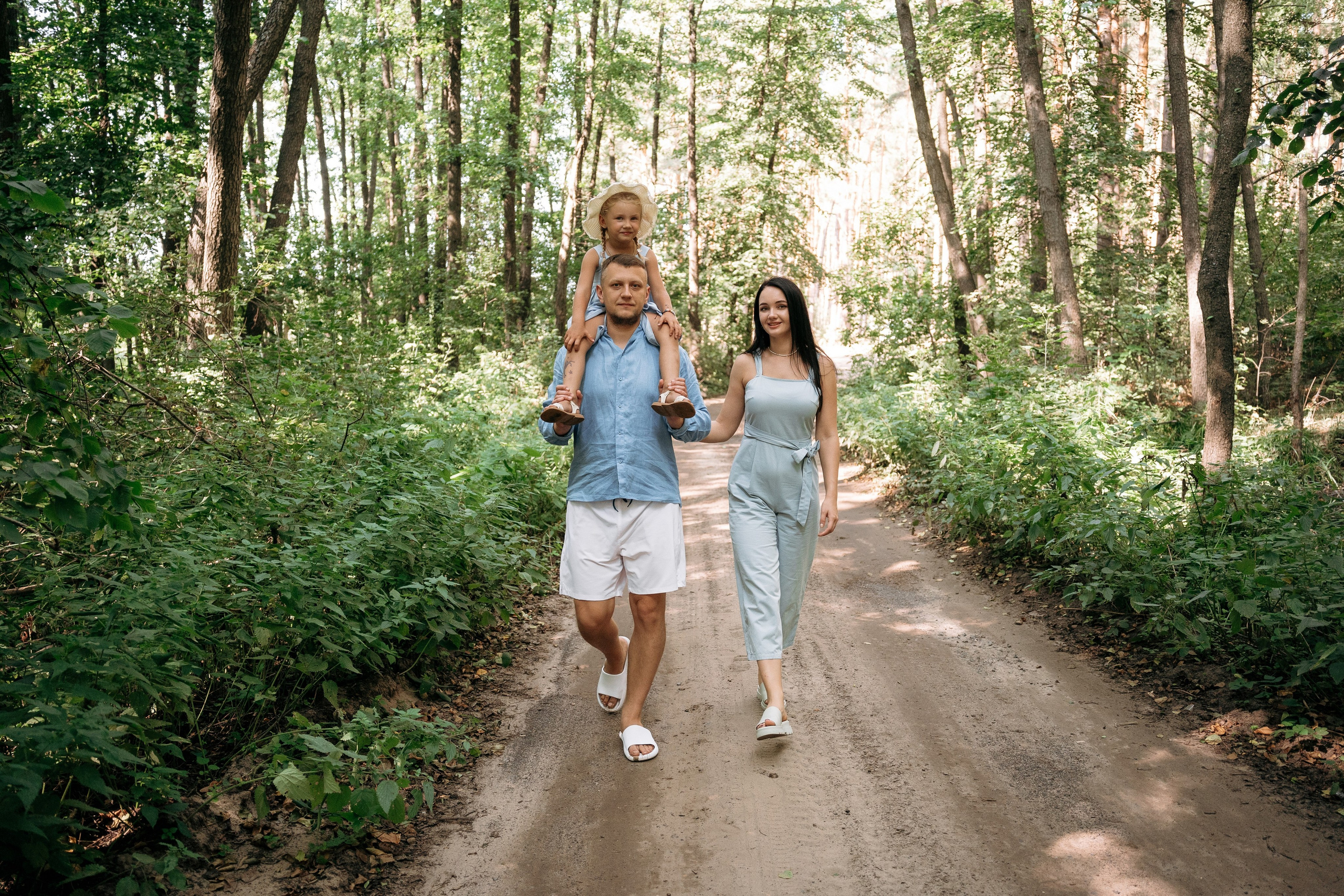 Фотосессия на природе для семьи Уваровых. Тамбов, база отдыха Берендей. Свадебный фотограф в Тамбове Павел Четвертков