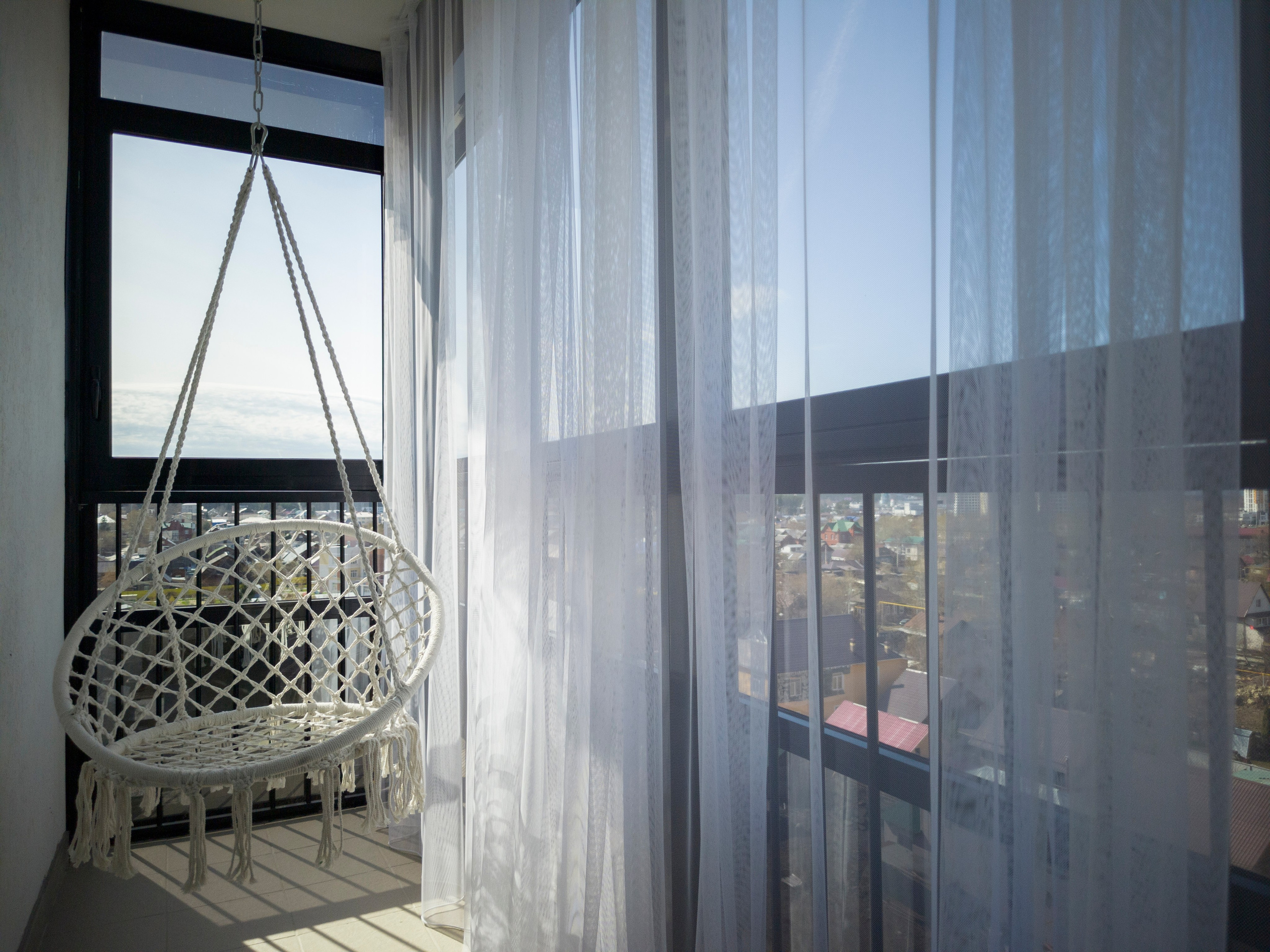 Параллельные линии — геометричная квартира для сдачи в аренду. Хоумстейджинг и дизайн. Екатеринбург