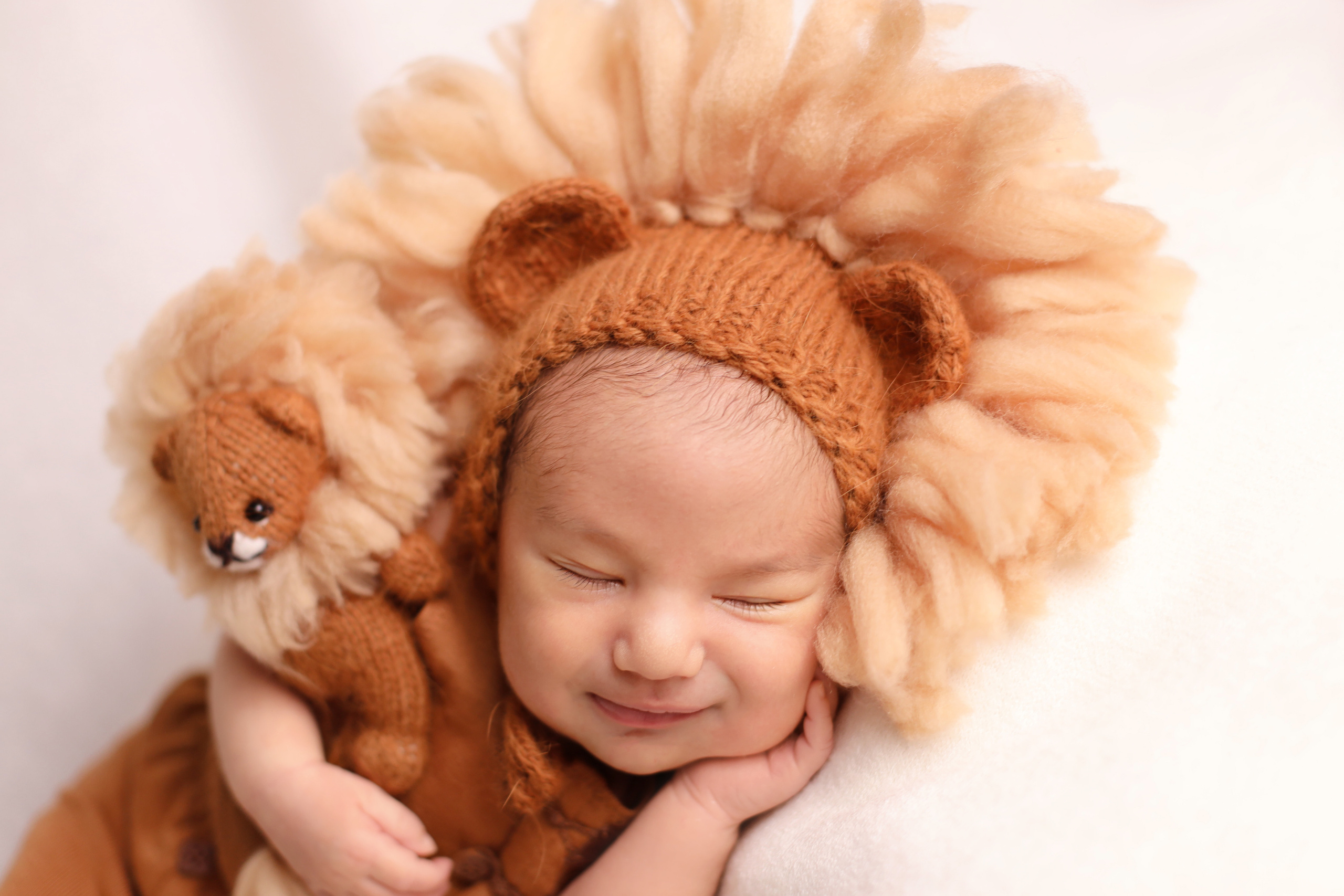 Newborn. Фотограф беременности, новорожденных и детей до года в Астане