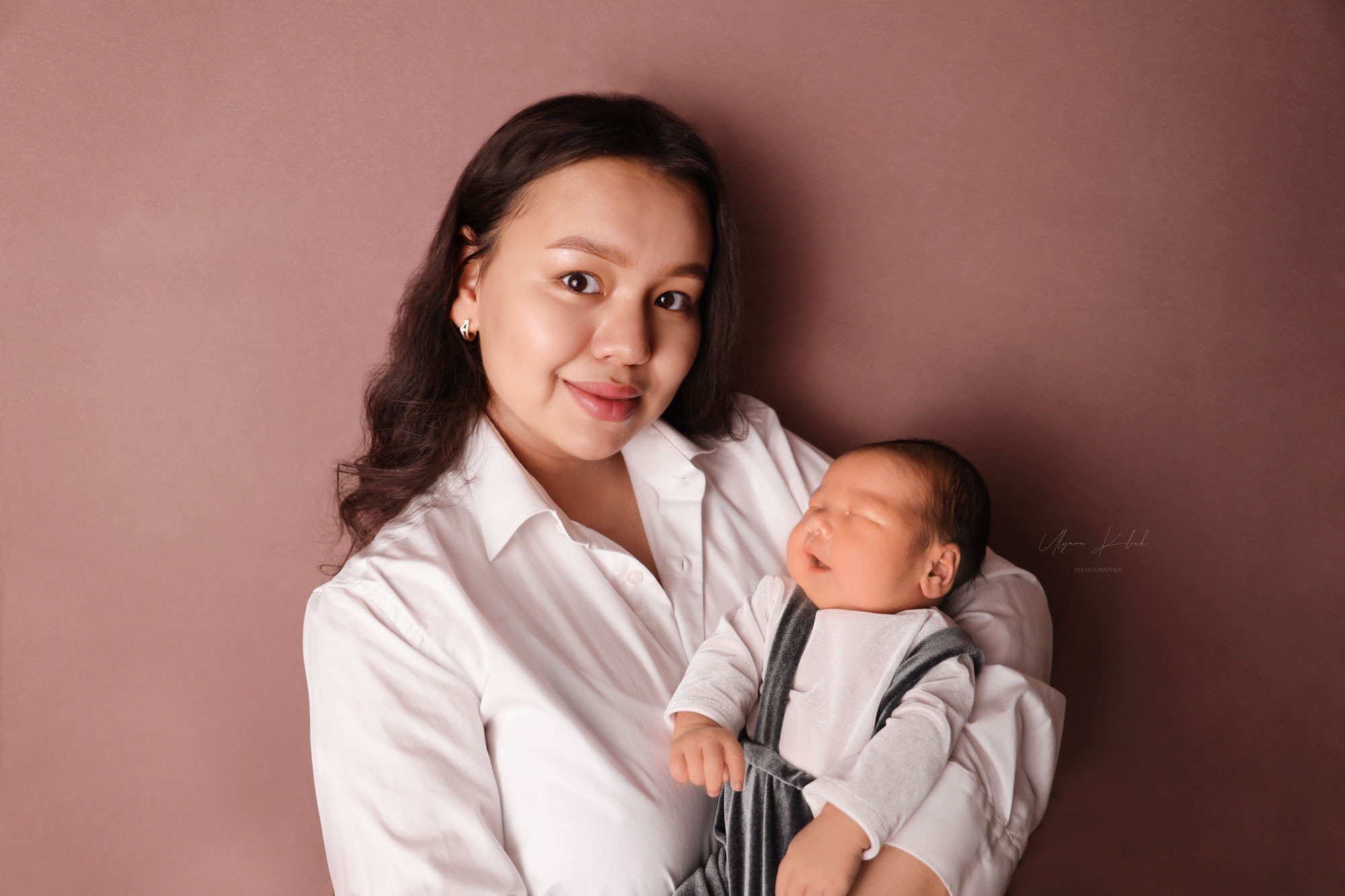 Фотосъёмка маленького Джигита. Фотограф беременности, новорожденных и детей до года в Астане