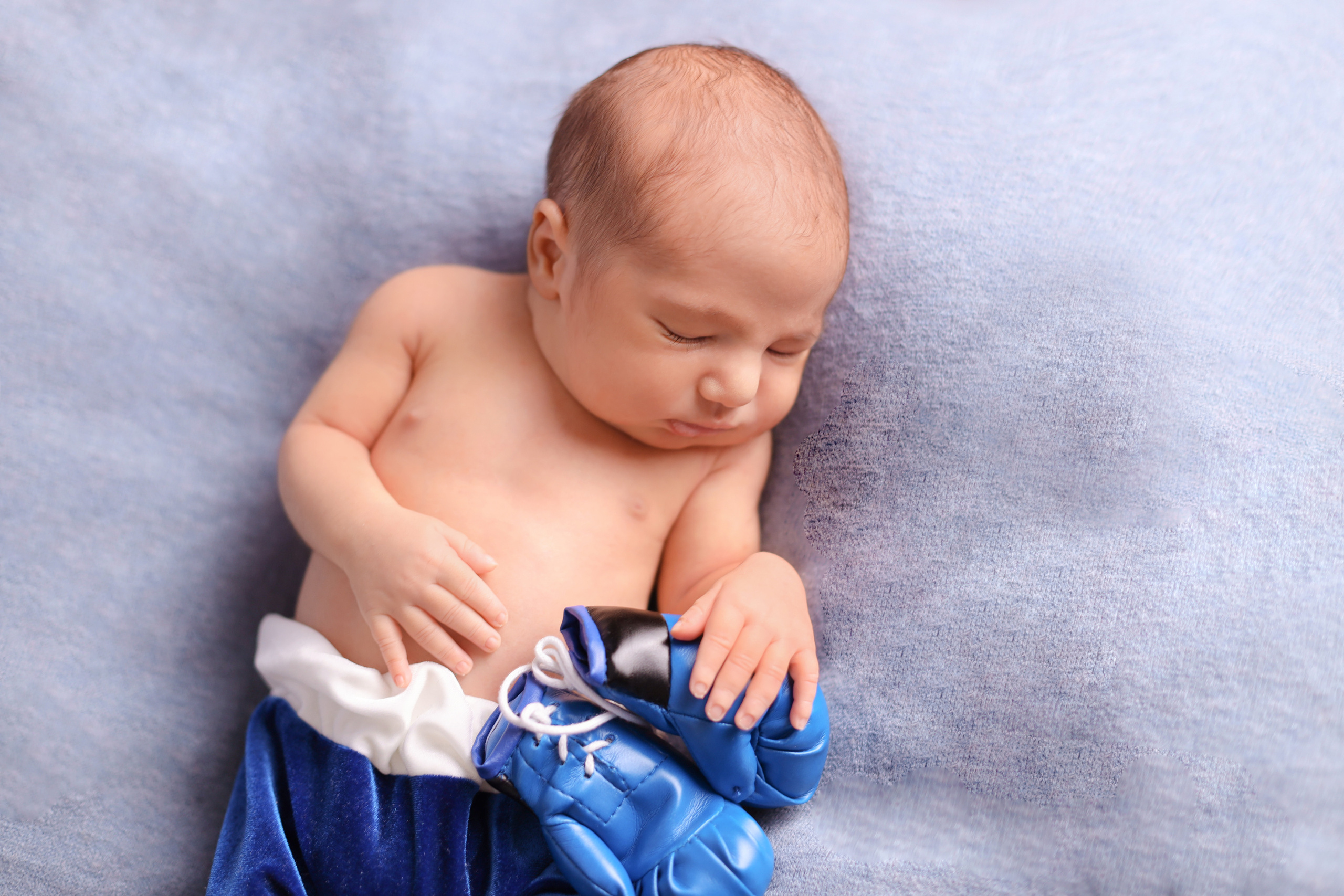 Newborn. Фотограф беременности, новорожденных и детей до года в Астане