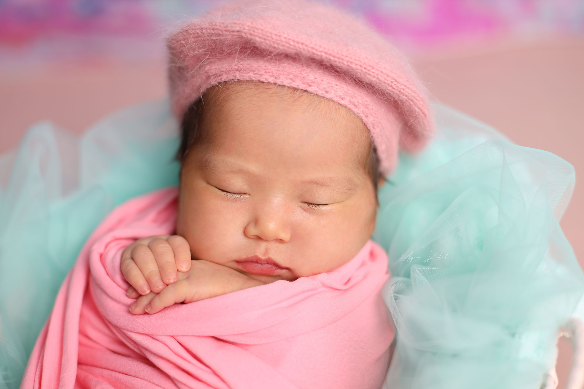 Первая фотосесия для малышки. Фотограф беременности, новорожденных и детей до года в Астане