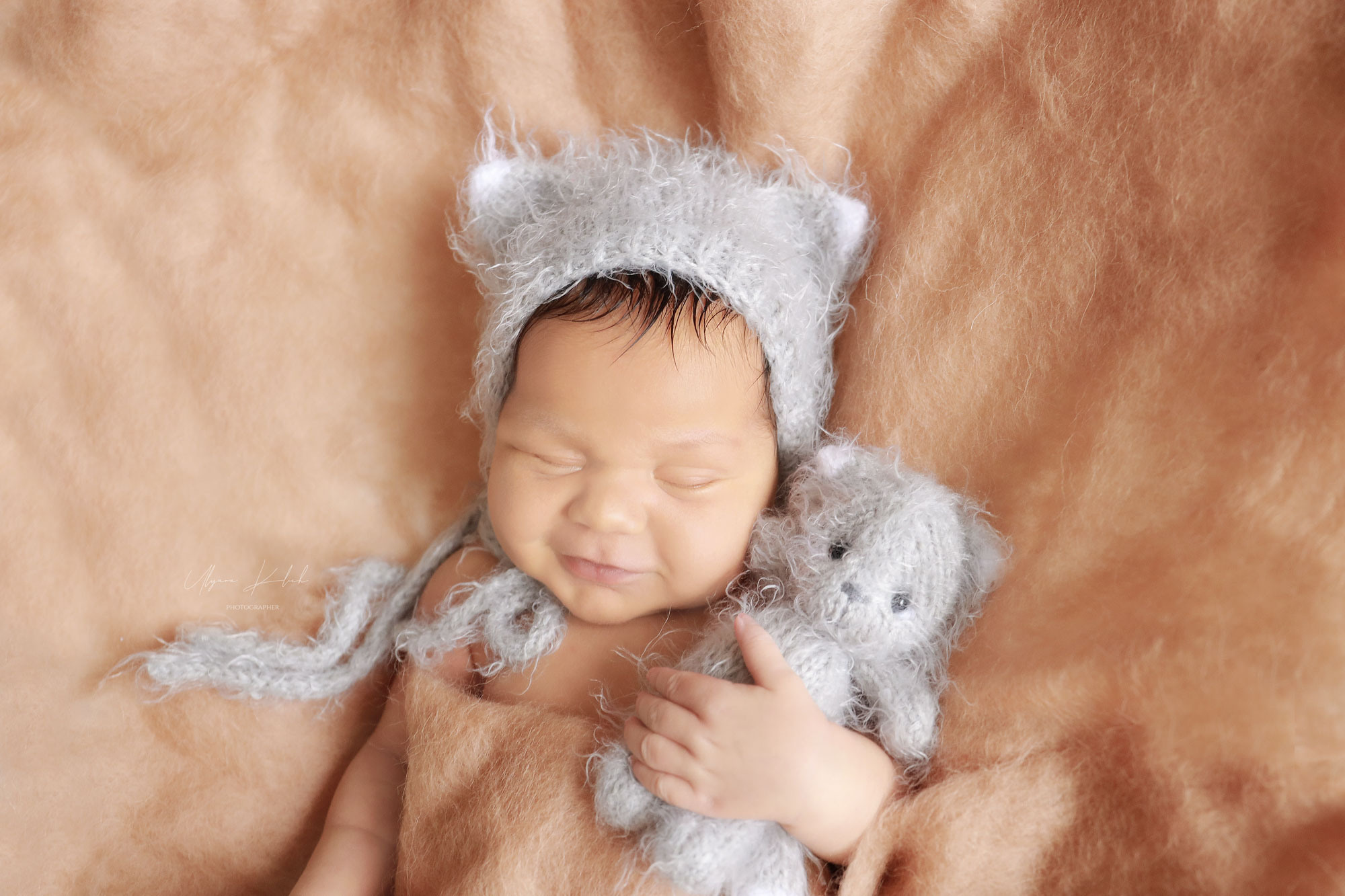 Newborn. Фотограф беременности, новорожденных и детей до года в Астане