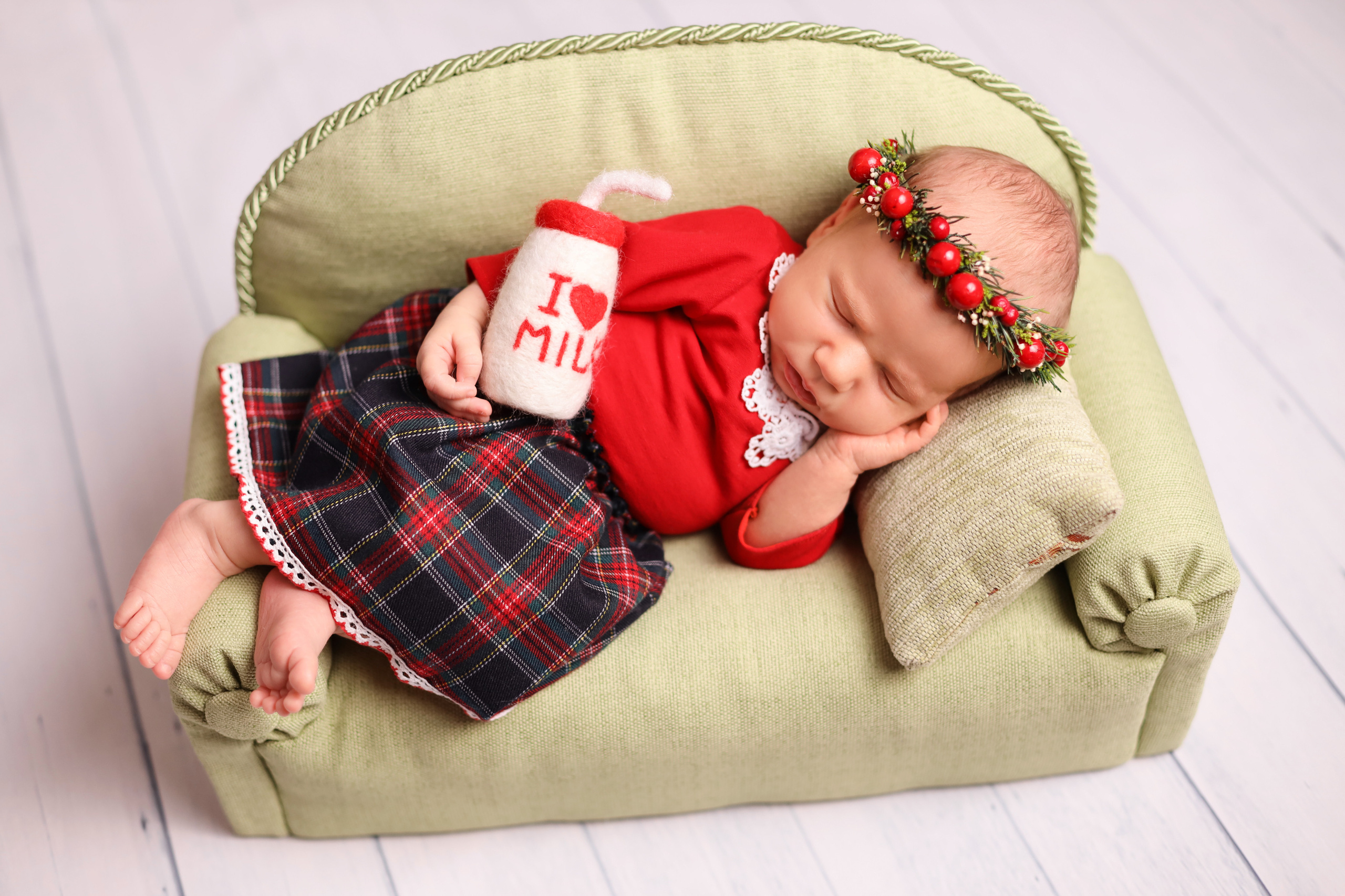 Newborn. Фотограф беременности, новорожденных и детей до года в Астане