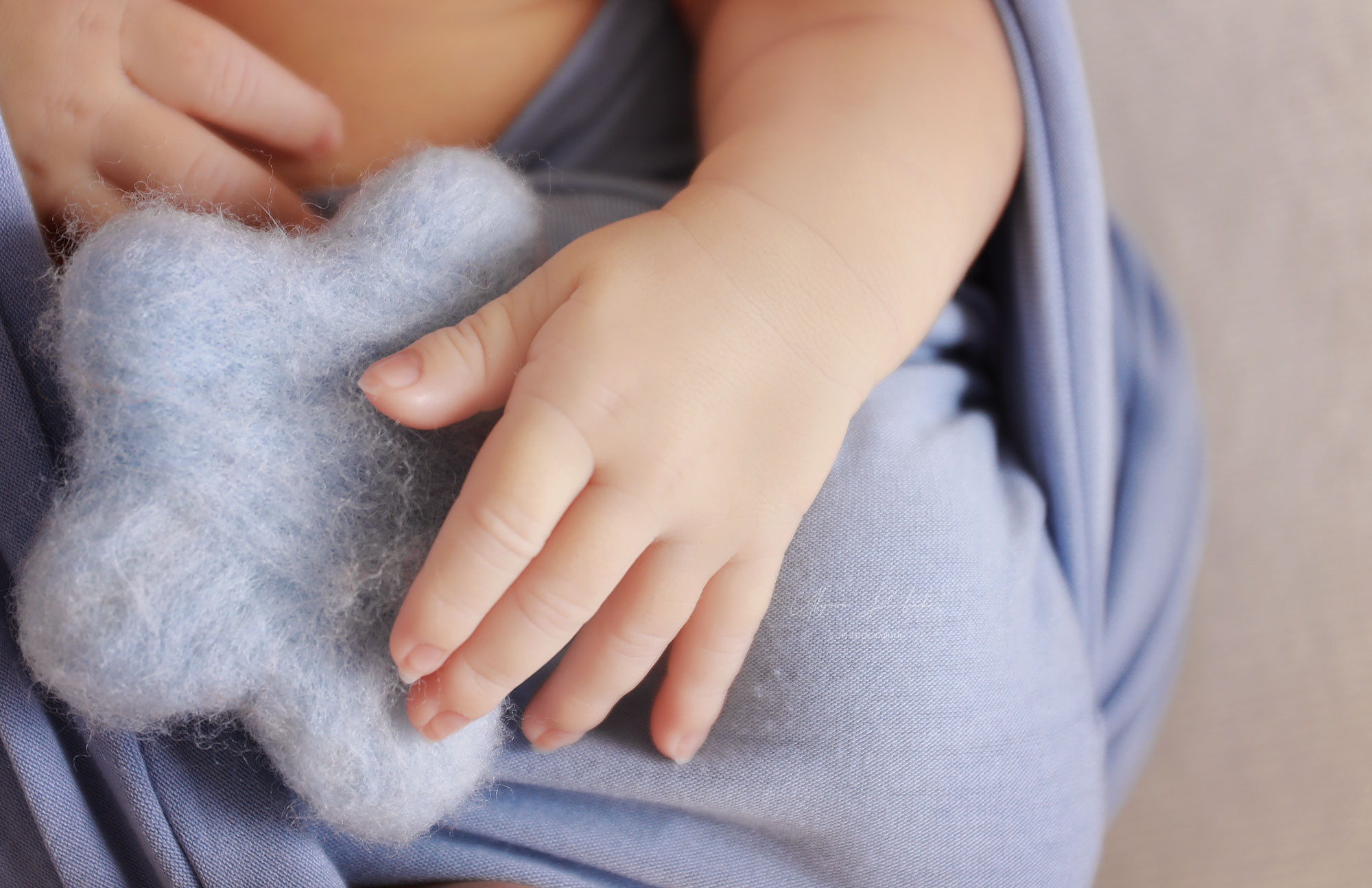 Фотосессия для малыша. Пакет «Minimal». Фотограф беременности, новорожденных и детей до года в Астане