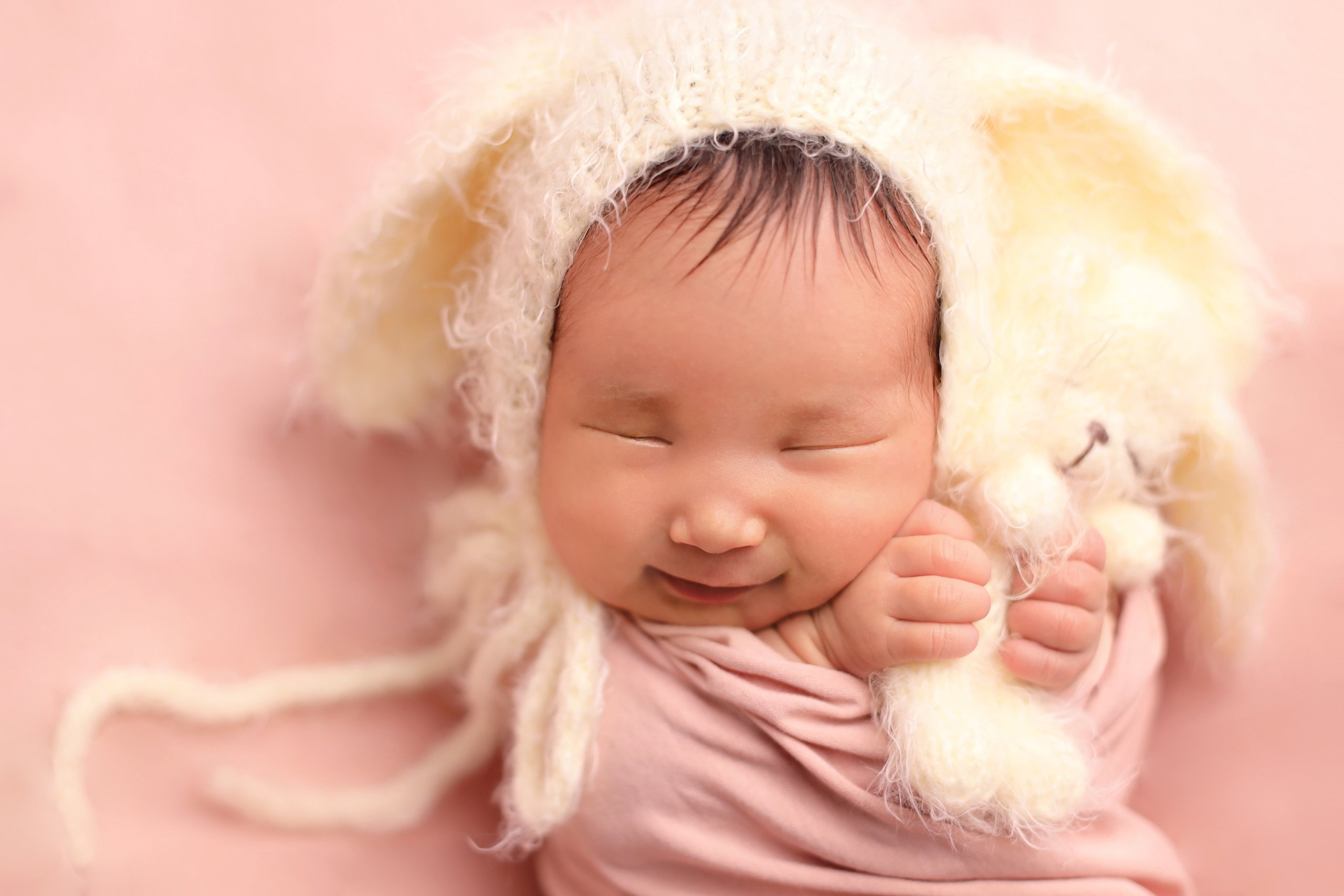 Newborn. Фотограф беременности, новорожденных и детей до года в Астане