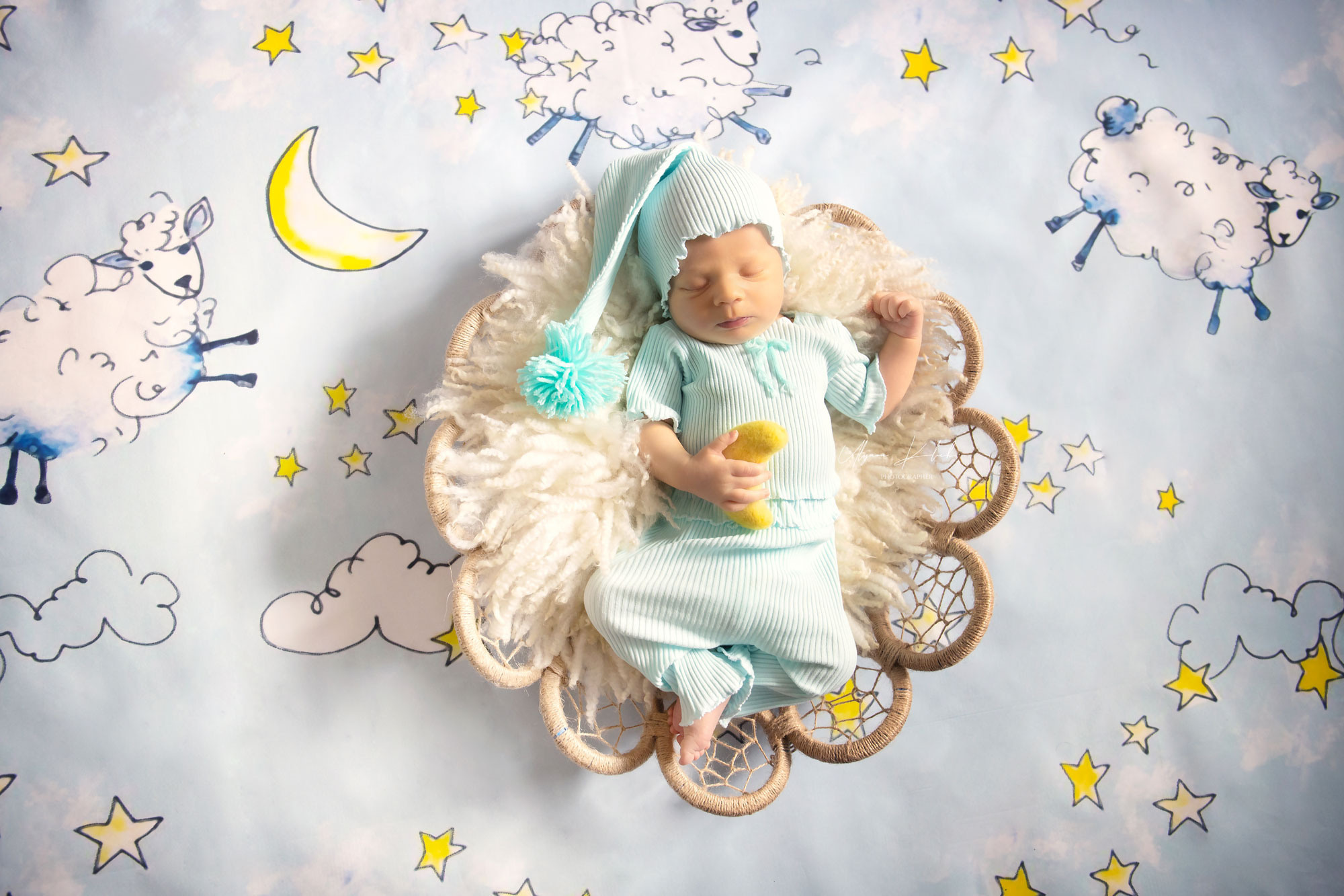 Newborn. Фотограф беременности, новорожденных и детей до года в Астане