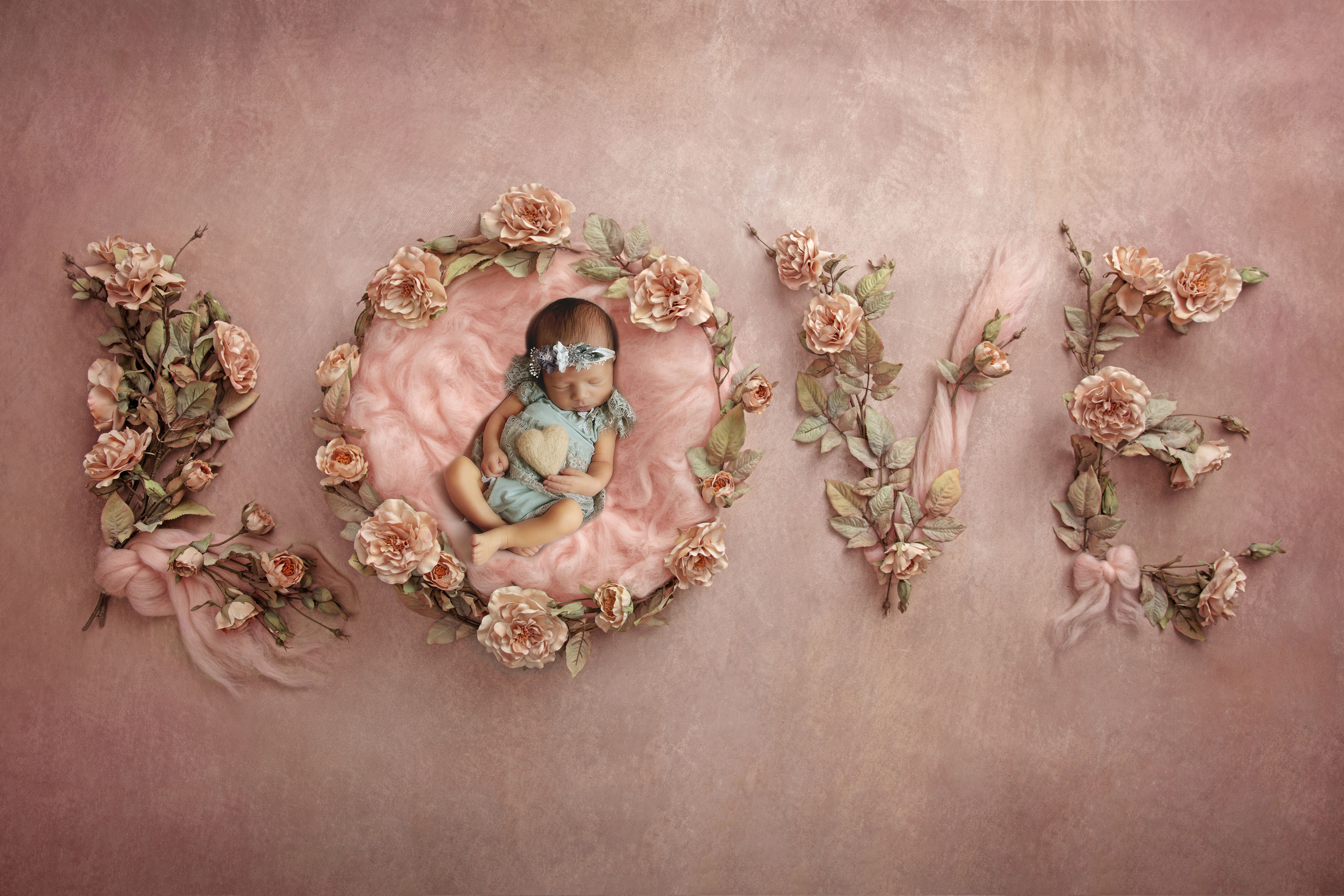 Цифровые открытки. Фотограф беременности, новорожденных и детей до года в Астане