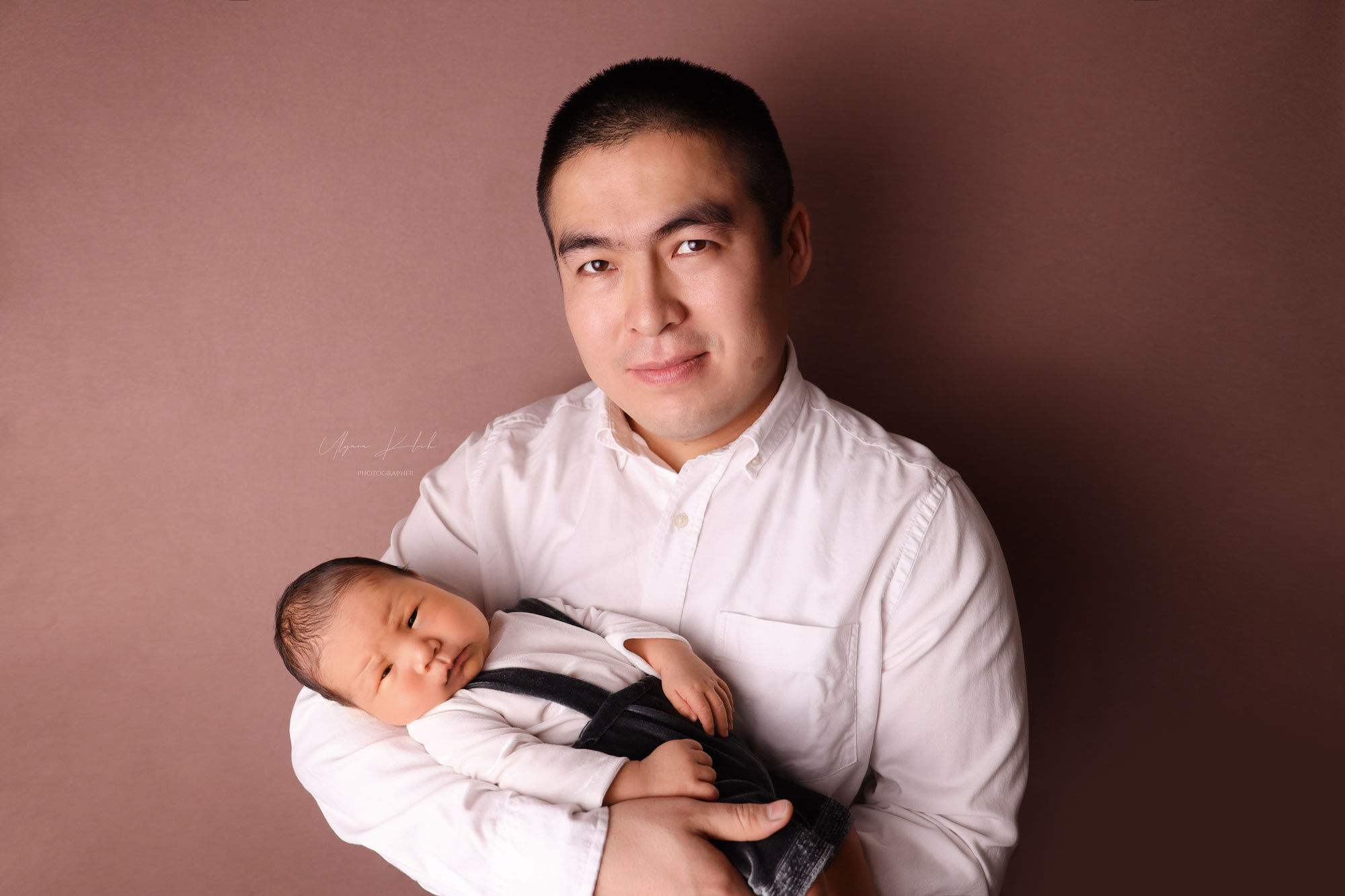 Фотосъёмка маленького Джигита. Фотограф беременности, новорожденных и детей до года в Астане