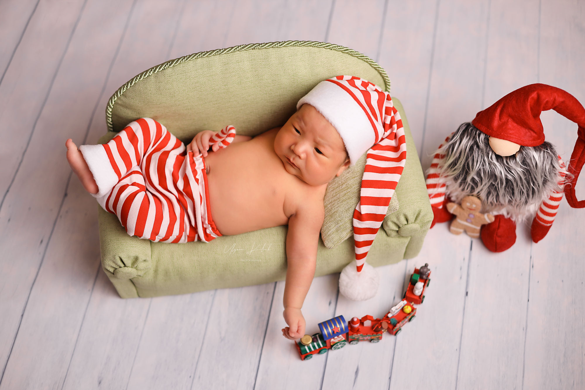 Фотосъёмка маленького Джигита. Фотограф беременности, новорожденных и детей до года в Астане