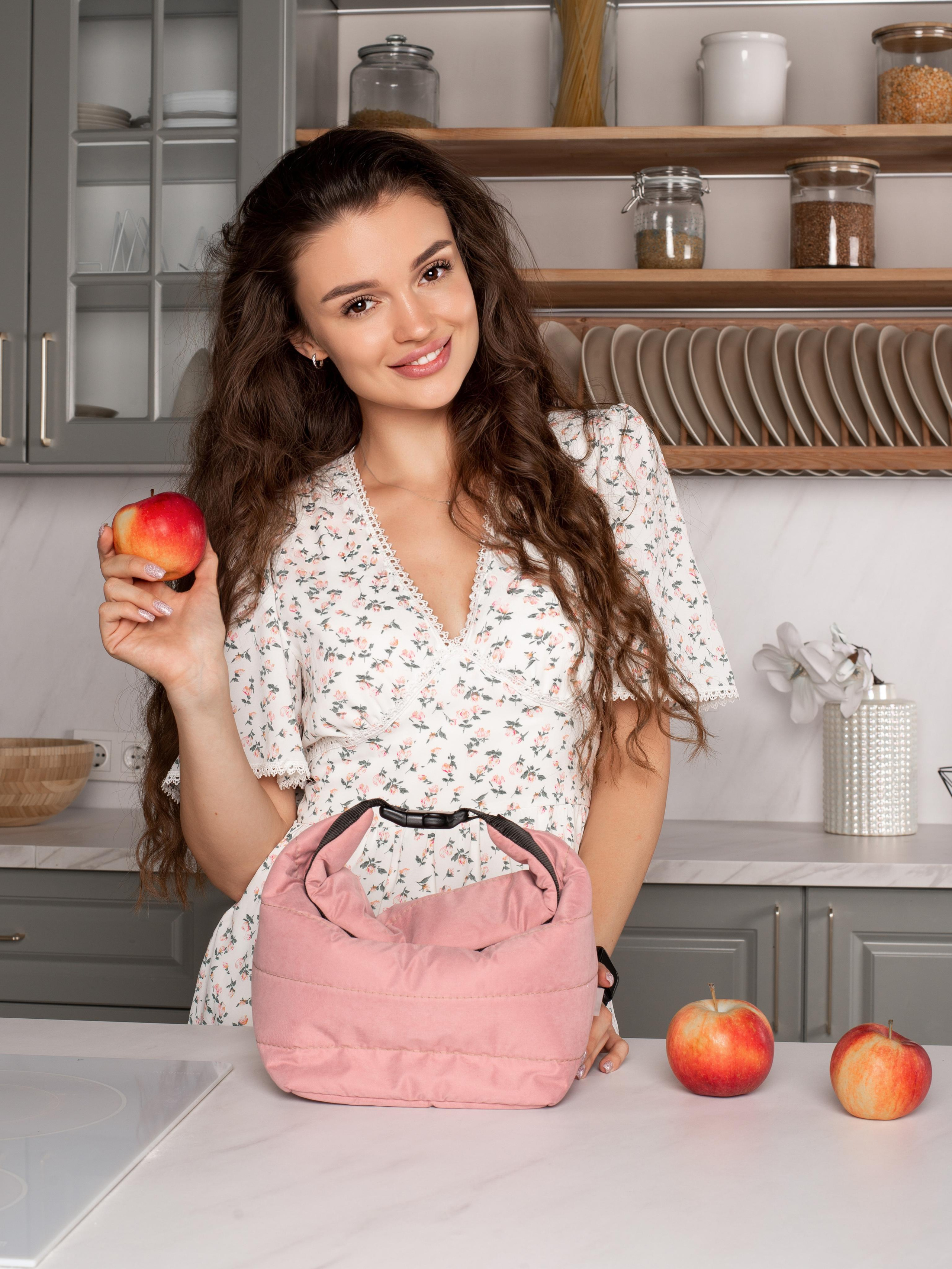 Имиджевая съемка. ТМ Продакшн — Съемка для маркетплейсов в Москве