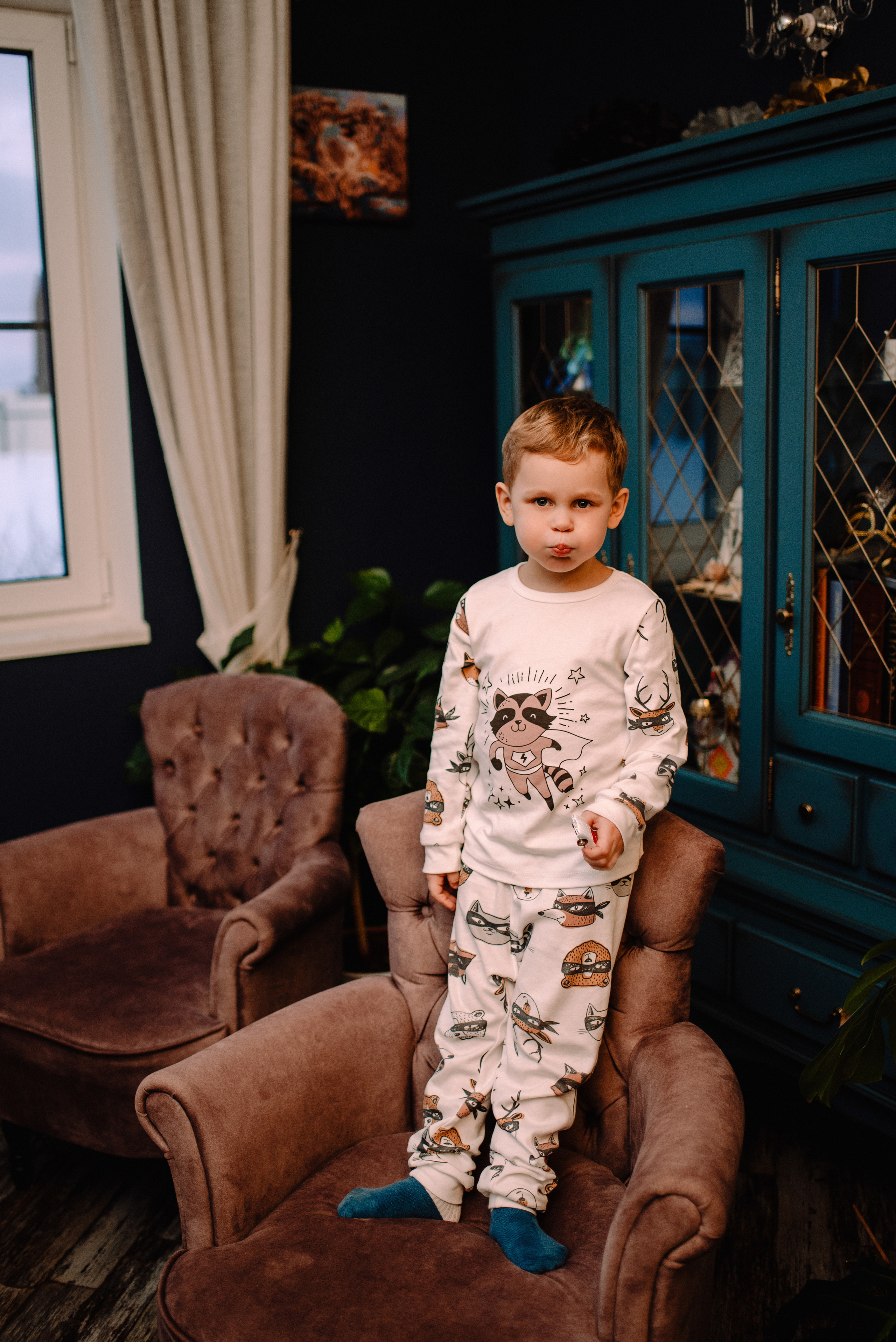 Ваня дома в воскресенье. Семейный и свадебный фотограф в Рязани Лиза Голованова