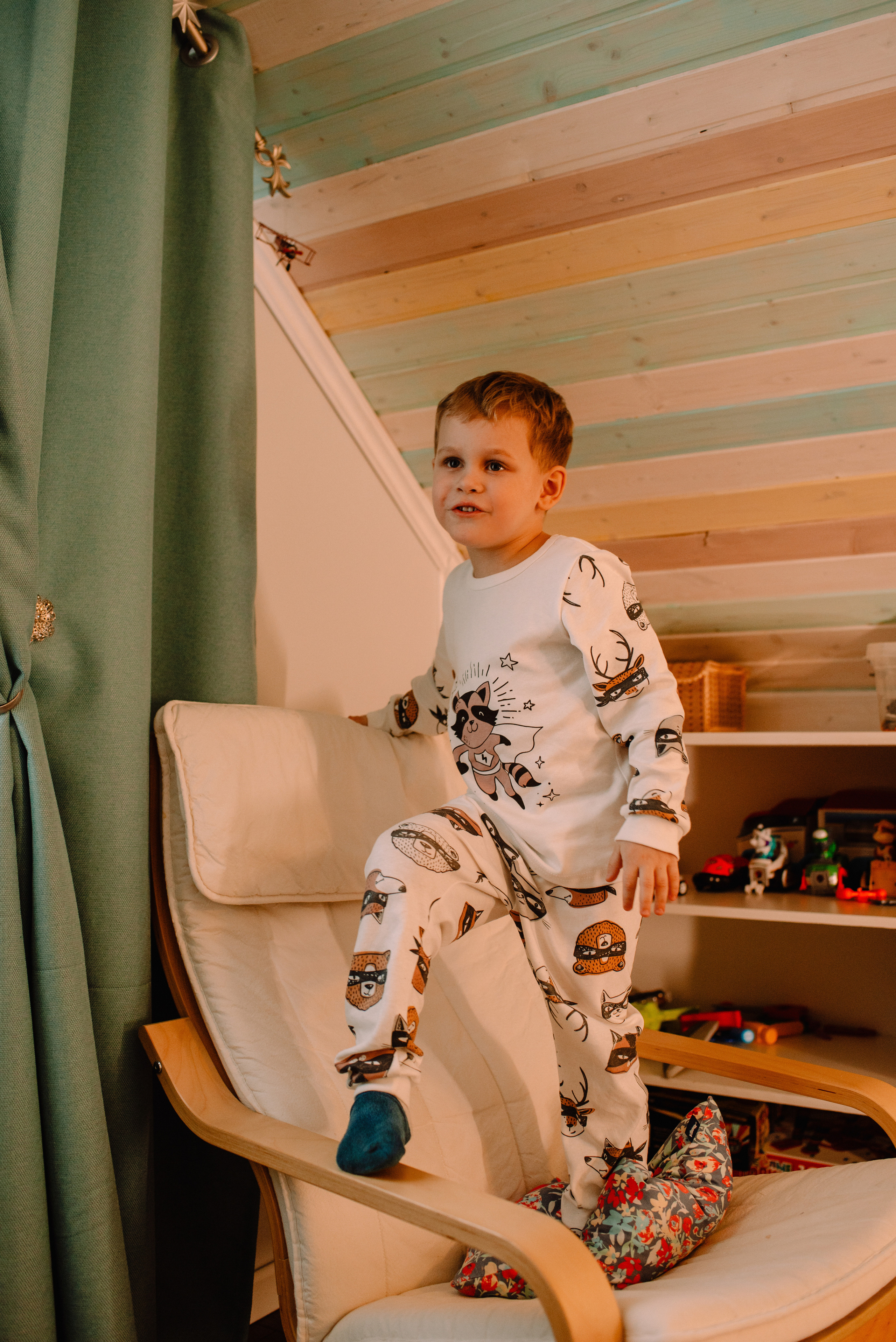 Ваня дома в воскресенье. Семейный и свадебный фотограф в Рязани Лиза Голованова