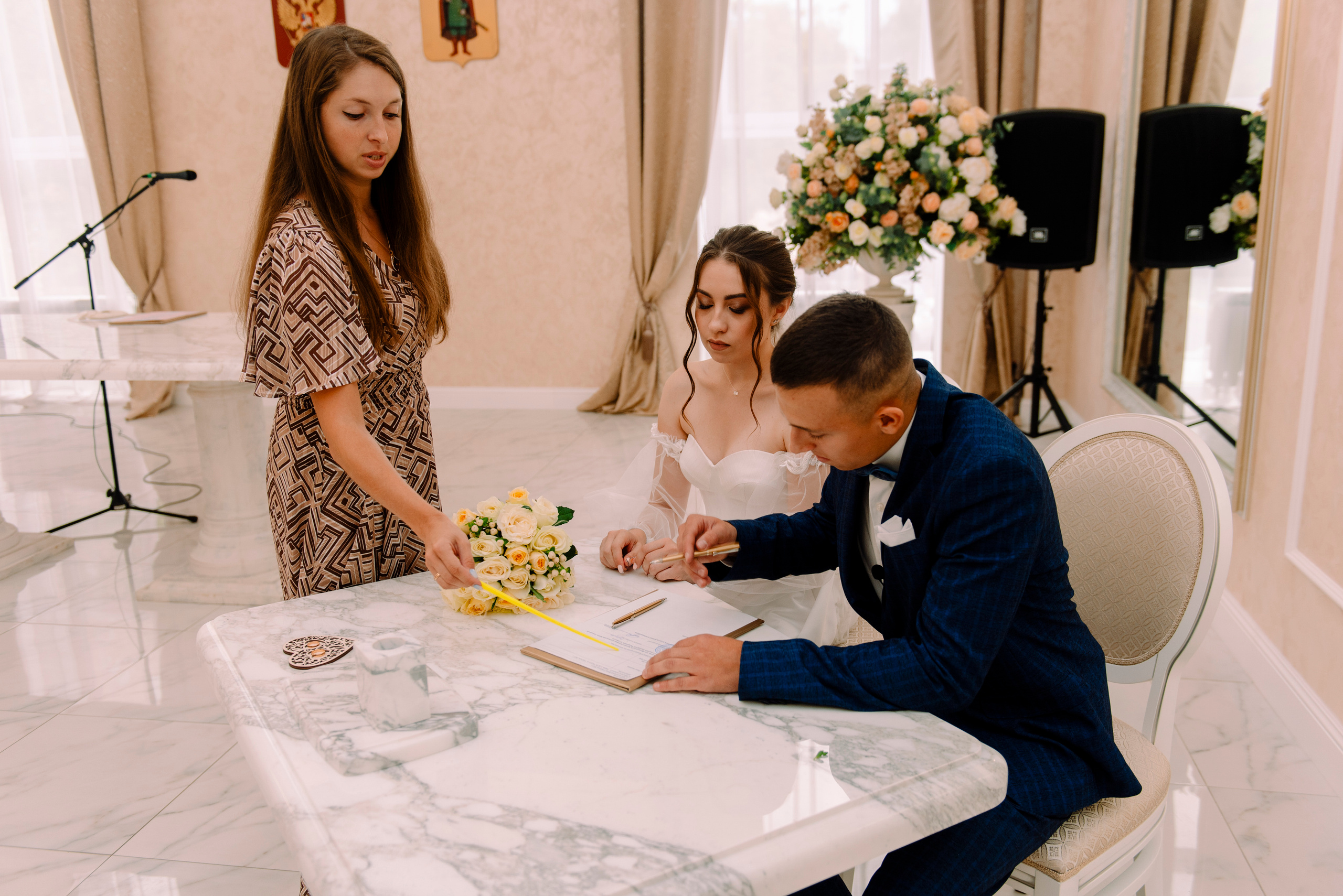 Виктория и Алексей — традиционная свадьба. Семейный и свадебный фотограф в Рязани Лиза Голованова