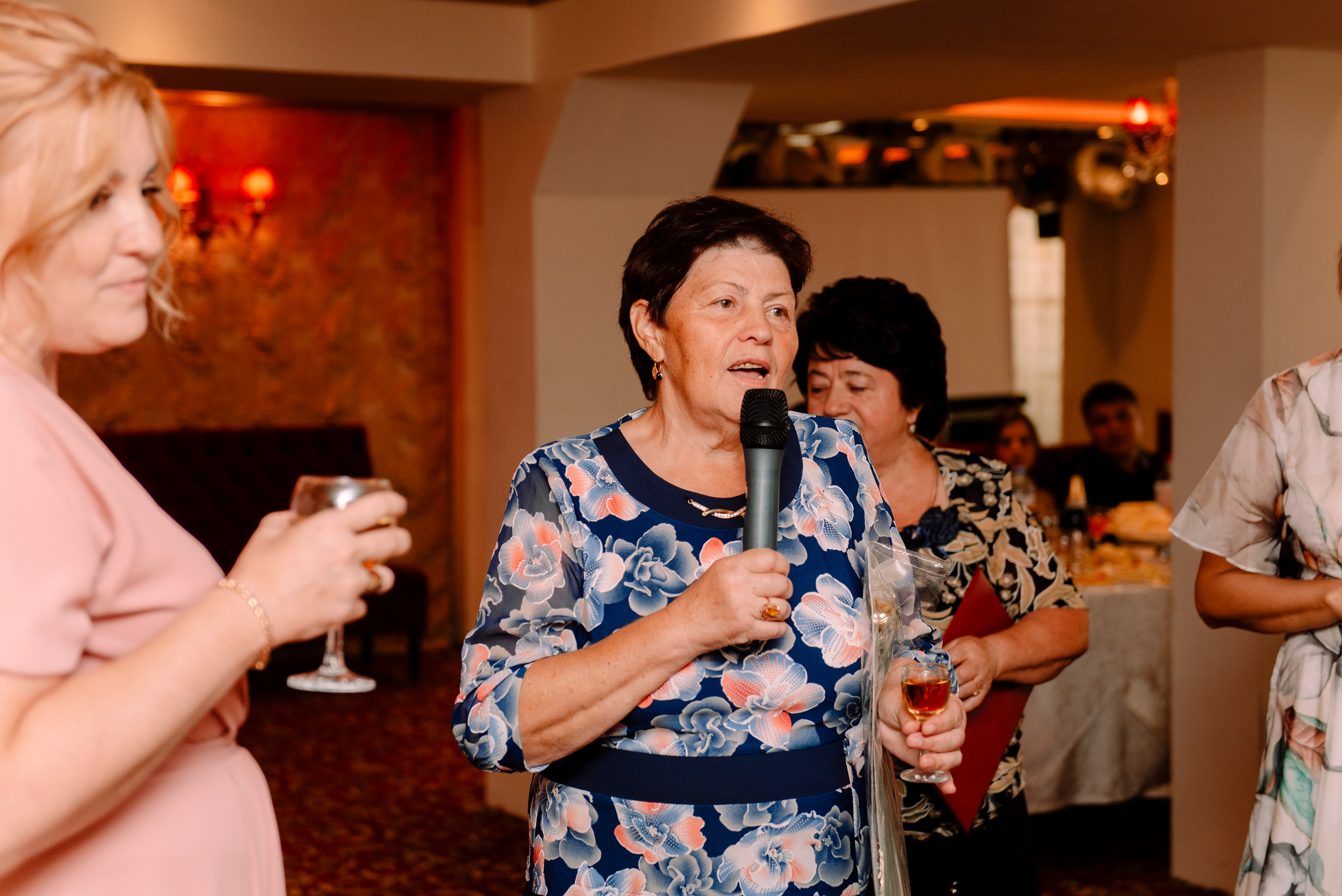 Виктория и Алексей — традиционная свадьба. Семейный и свадебный фотограф в Рязани Лиза Голованова
