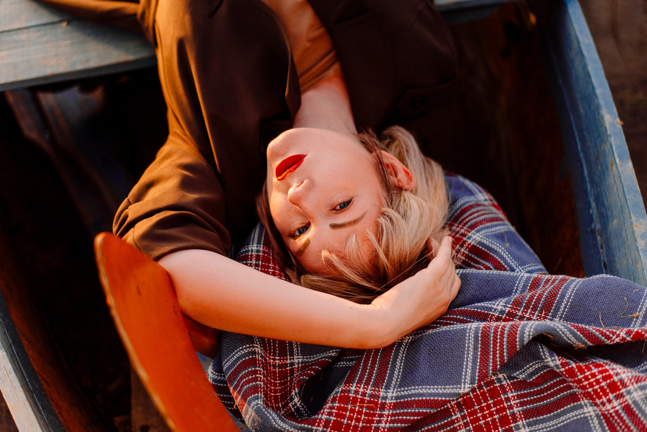 Валя в лодочке 🌅. Семейный и свадебный фотограф в Рязани Лиза Голованова