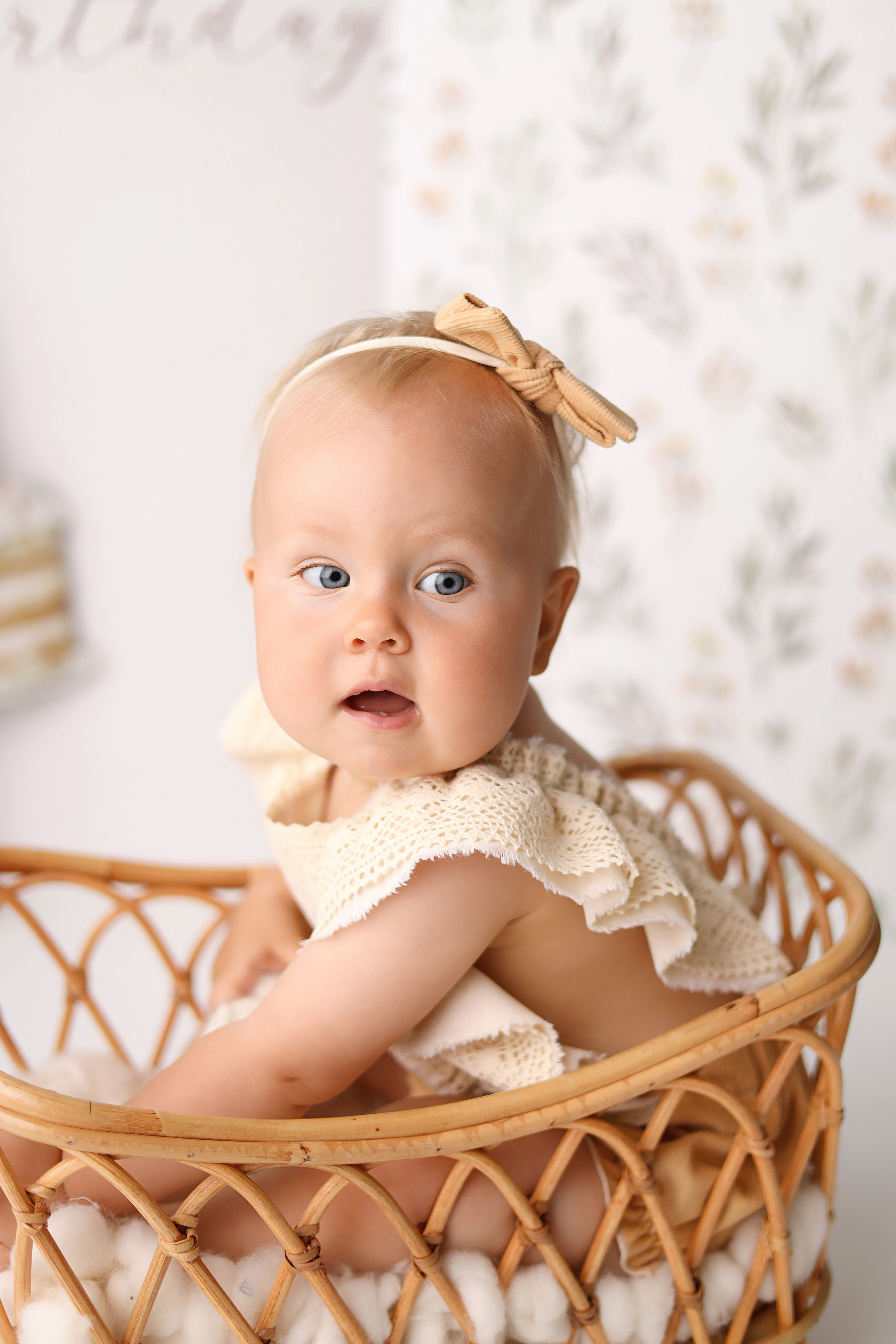 Детская фотосессия на 1 годик для Киры. Фотограф новорожденных Москва. Ньюборн фотограф Москва