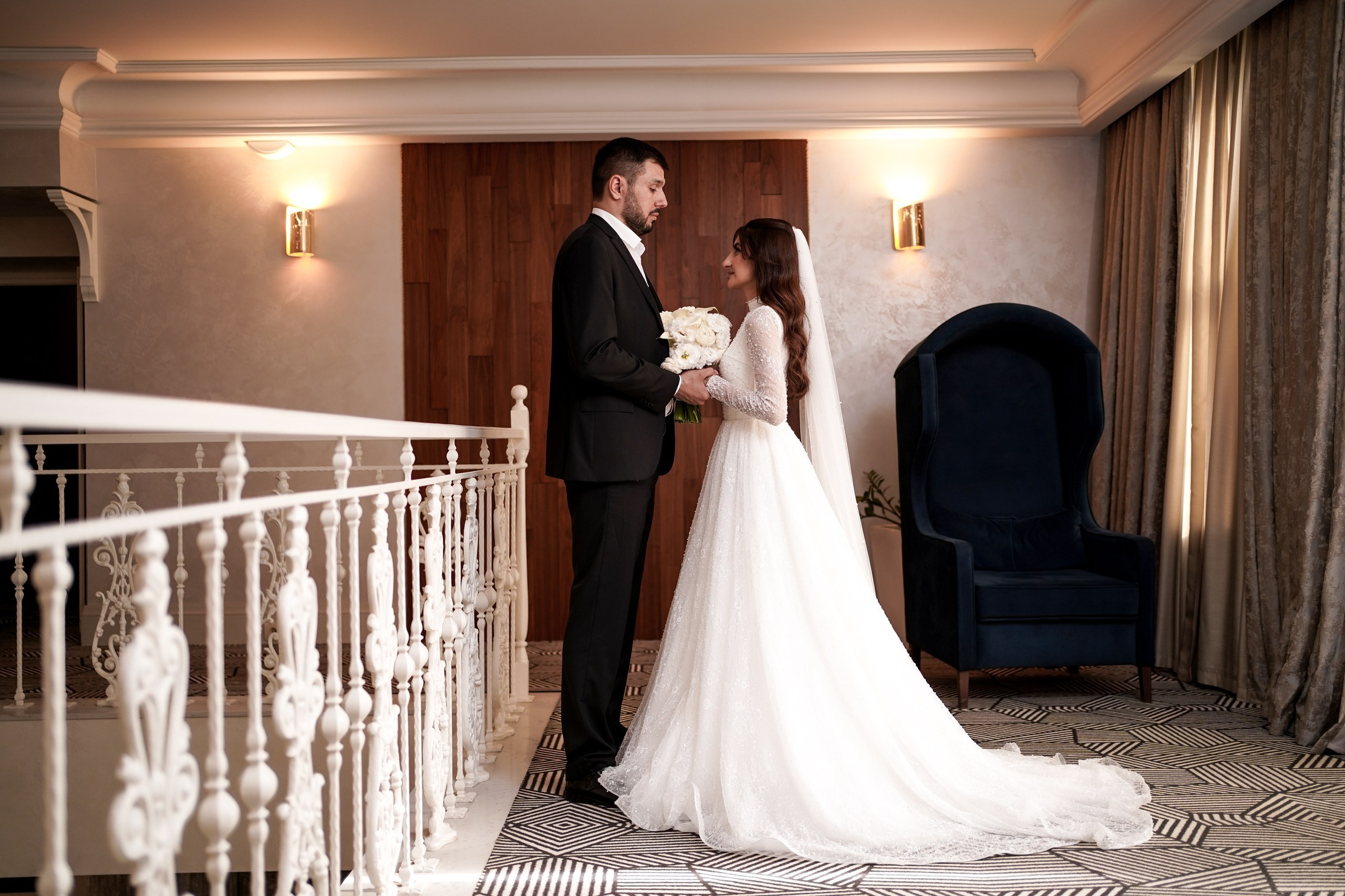 Свадебный фотограф в Ростове-на-Дону. Фотосессия в отеле Графский парк. Абдул и Фируза. Свадебный фотограф в Ростове-на-Дону. Таинство Крещения и Венчания, семейные фотосессии. Алёна Чёботова