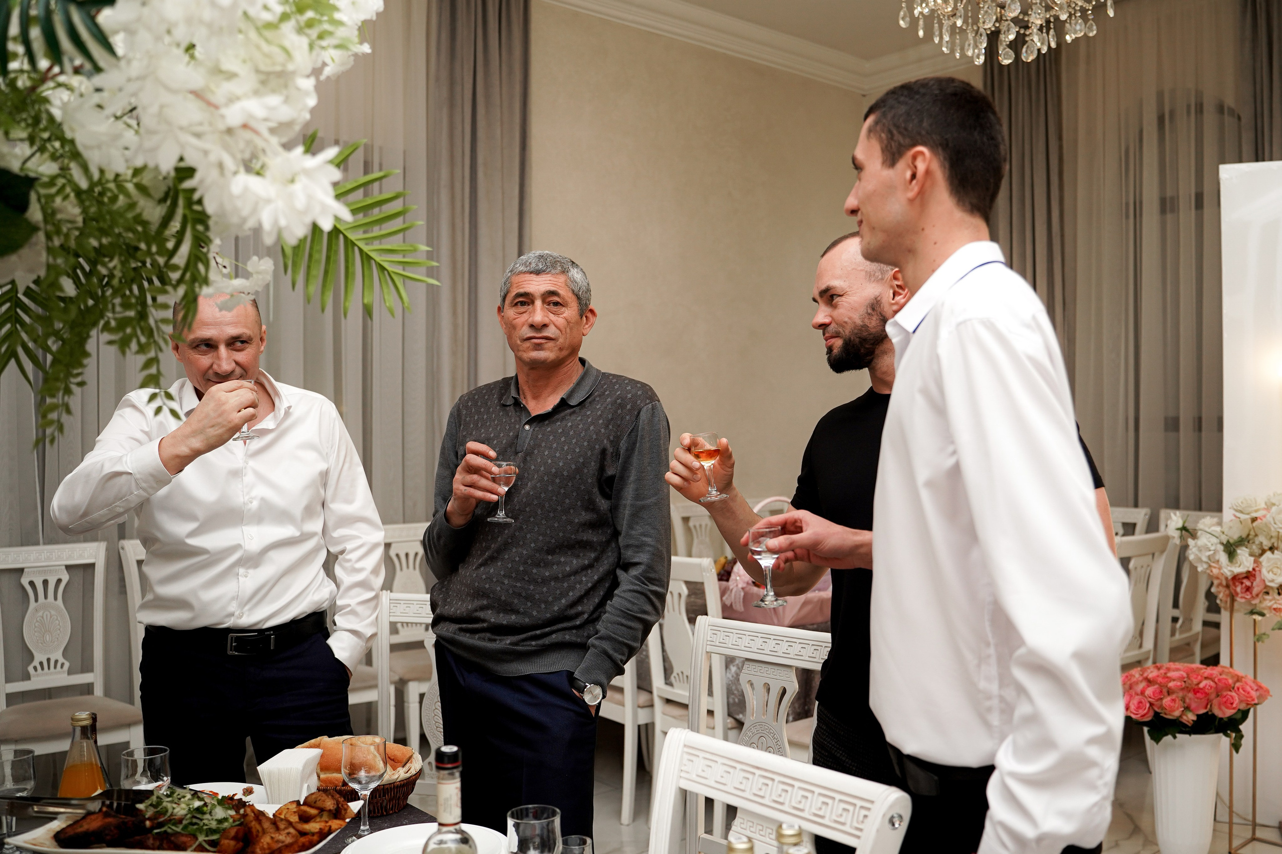 Сватовство. Свадебный фотограф в Ростове-на-Дону. Таинство Крещения и Венчания, семейные фотосессии. Алёна Чёботова