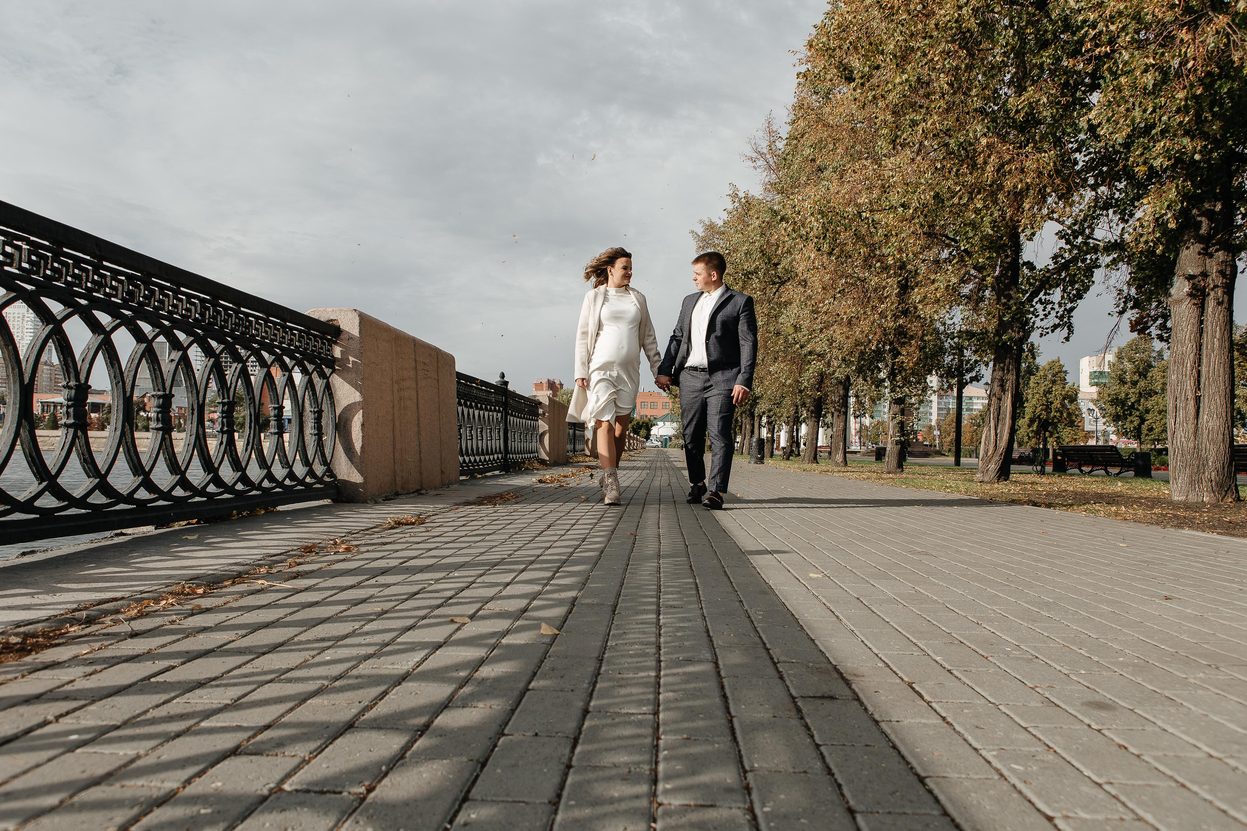 Тёплая осень — в ожидании. Свадебный фотограф в Челябинске Оксана Мишакова